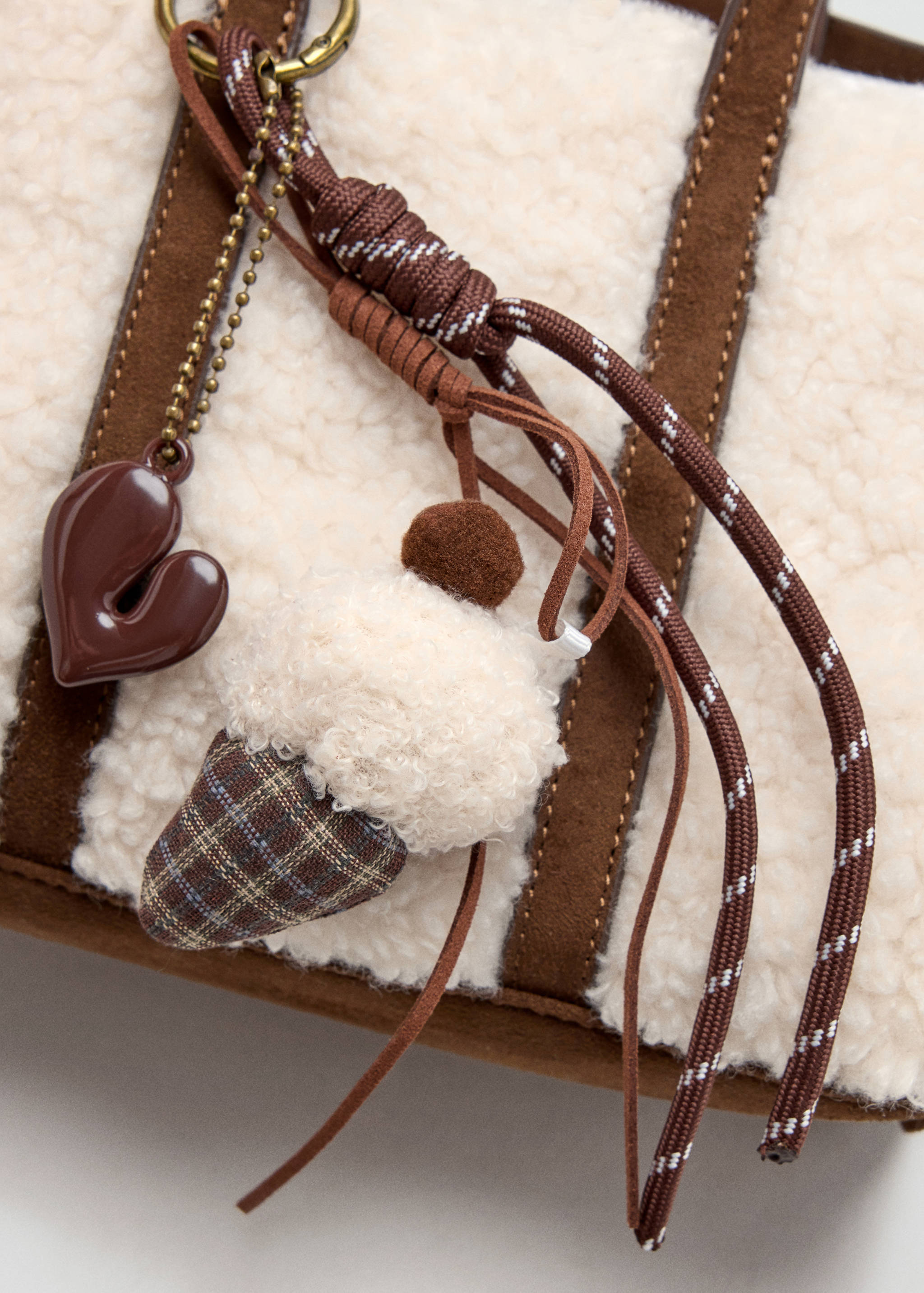 Mini sheepskin bag - Details of the article 1