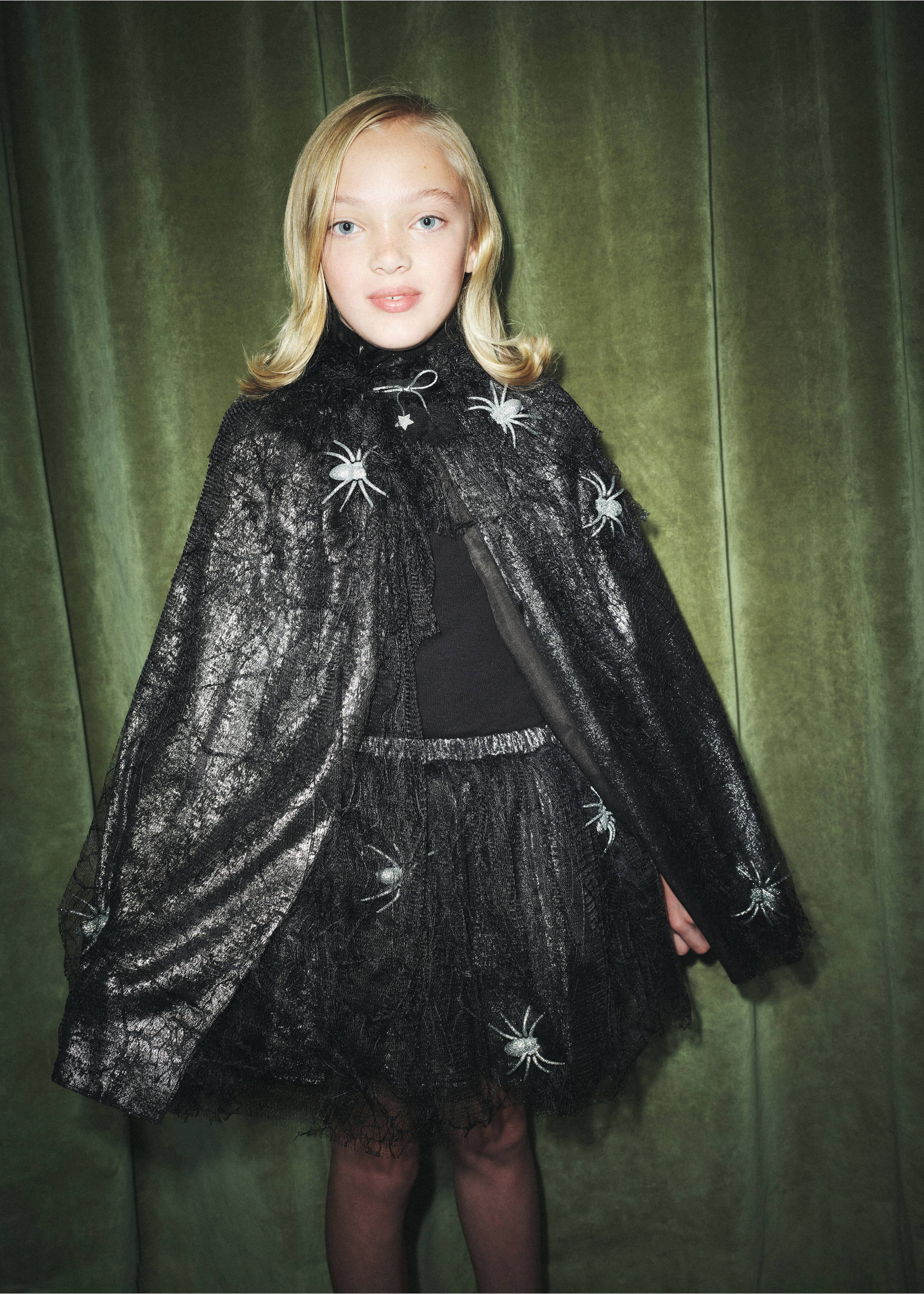 Saia de tule com aranhas de Halloween - Pormenor do artigo 5, Preto. Ref: 37027124-00.