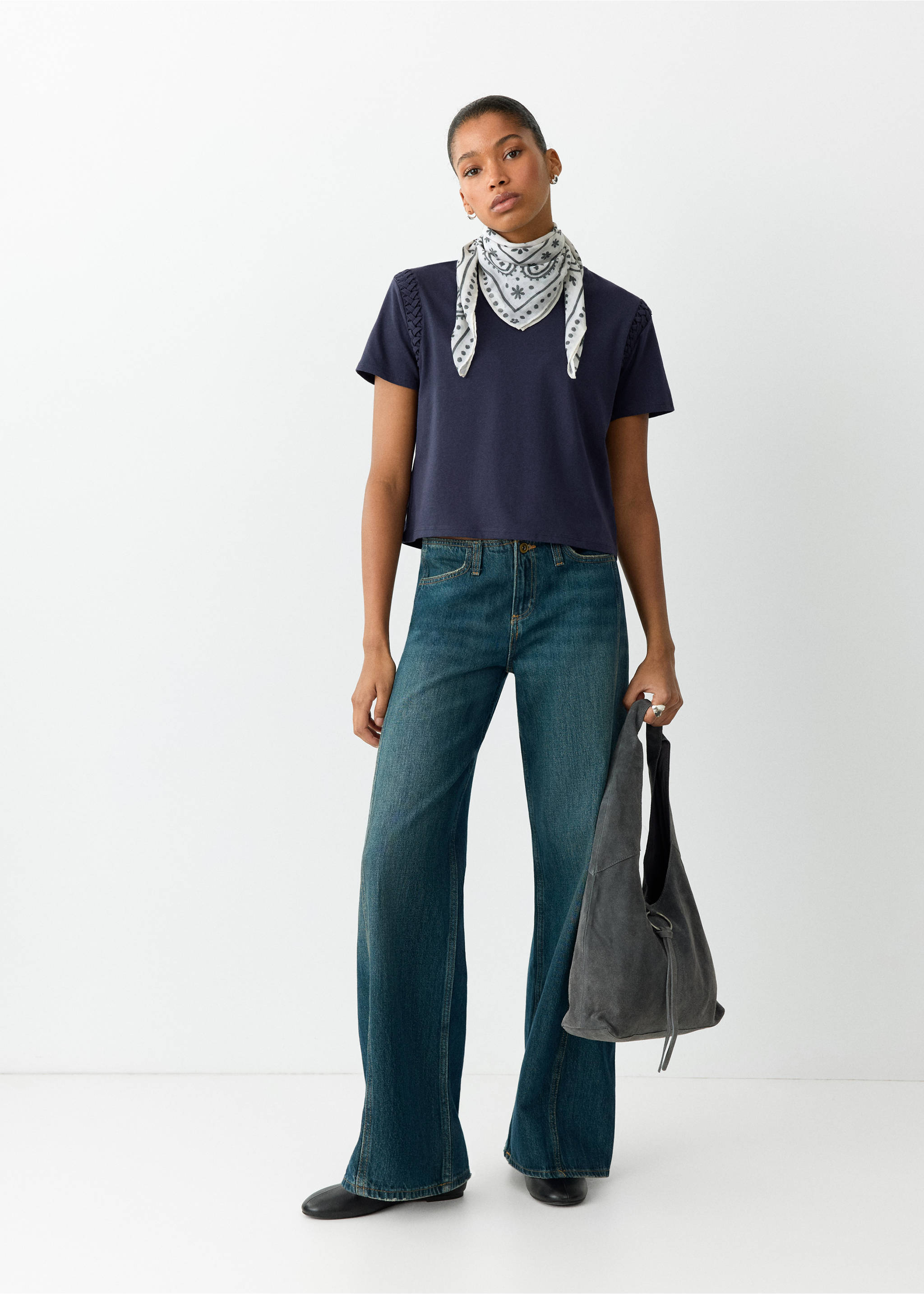 T-shirt en coton détail tressé - Plan général, Bleu marine. Ref: 37027139-00.