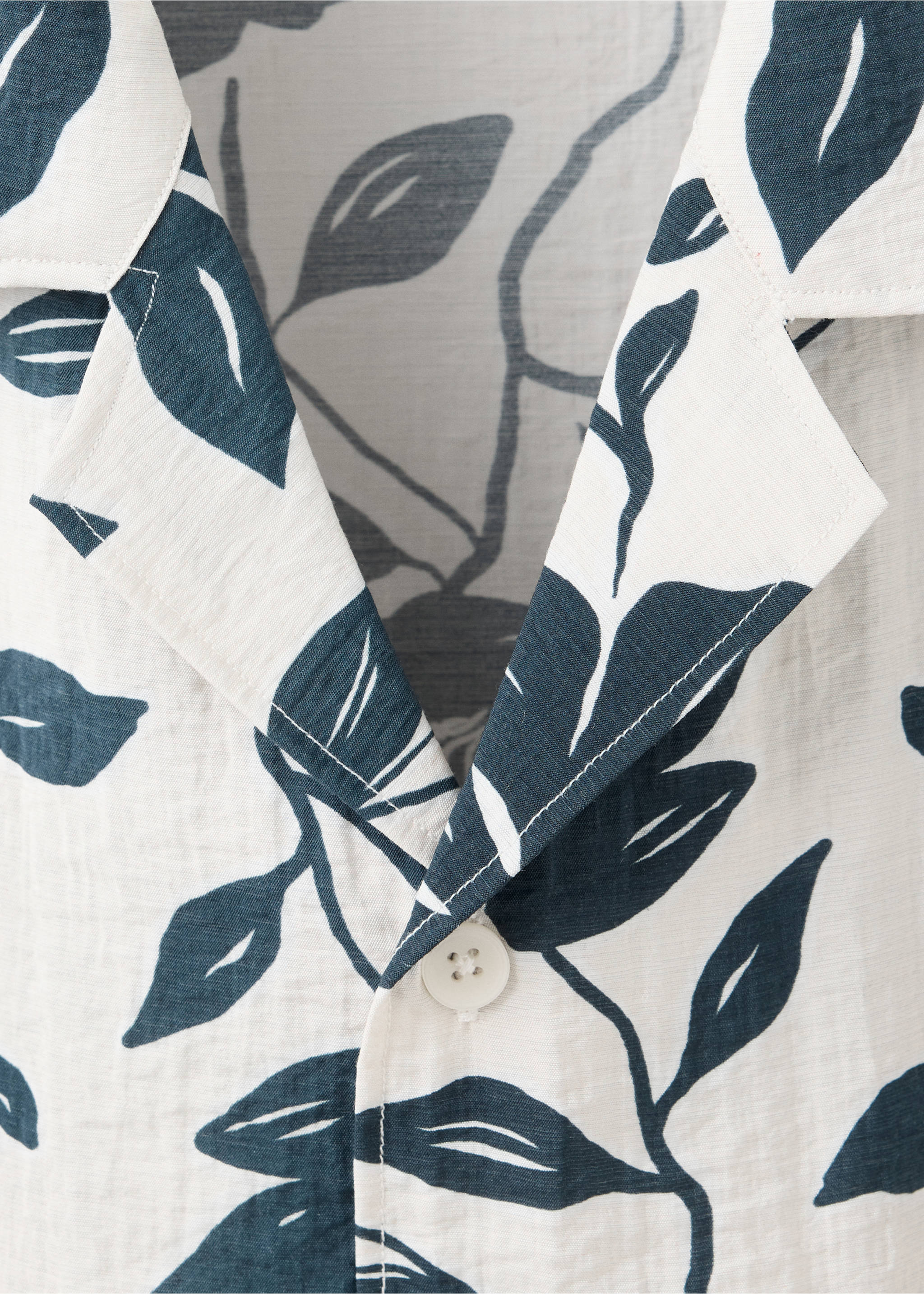 Chemise fluide imprimé fleuri - Détail de l'article 8, Beige. Ref: 37027774-00.