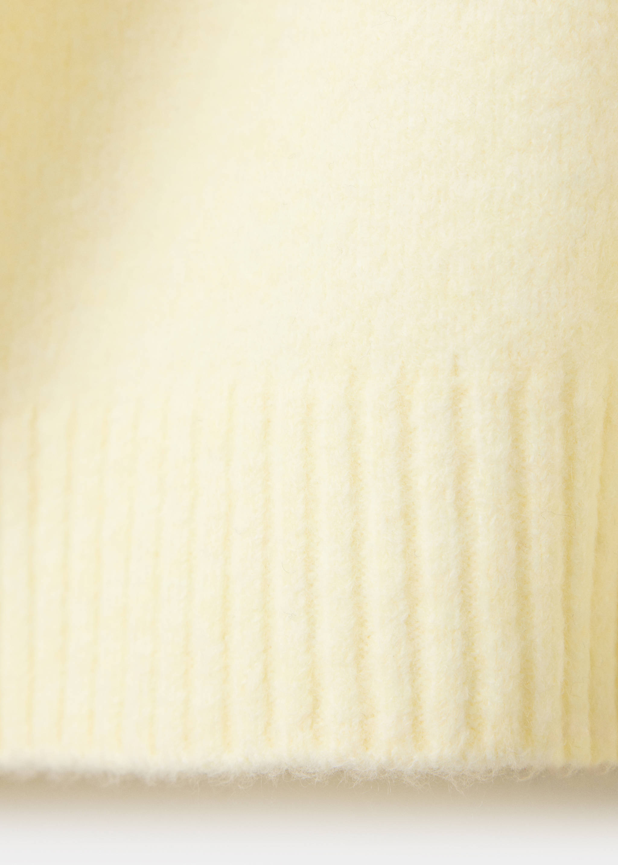 Round-neck knitted sweater - Details of the article 0