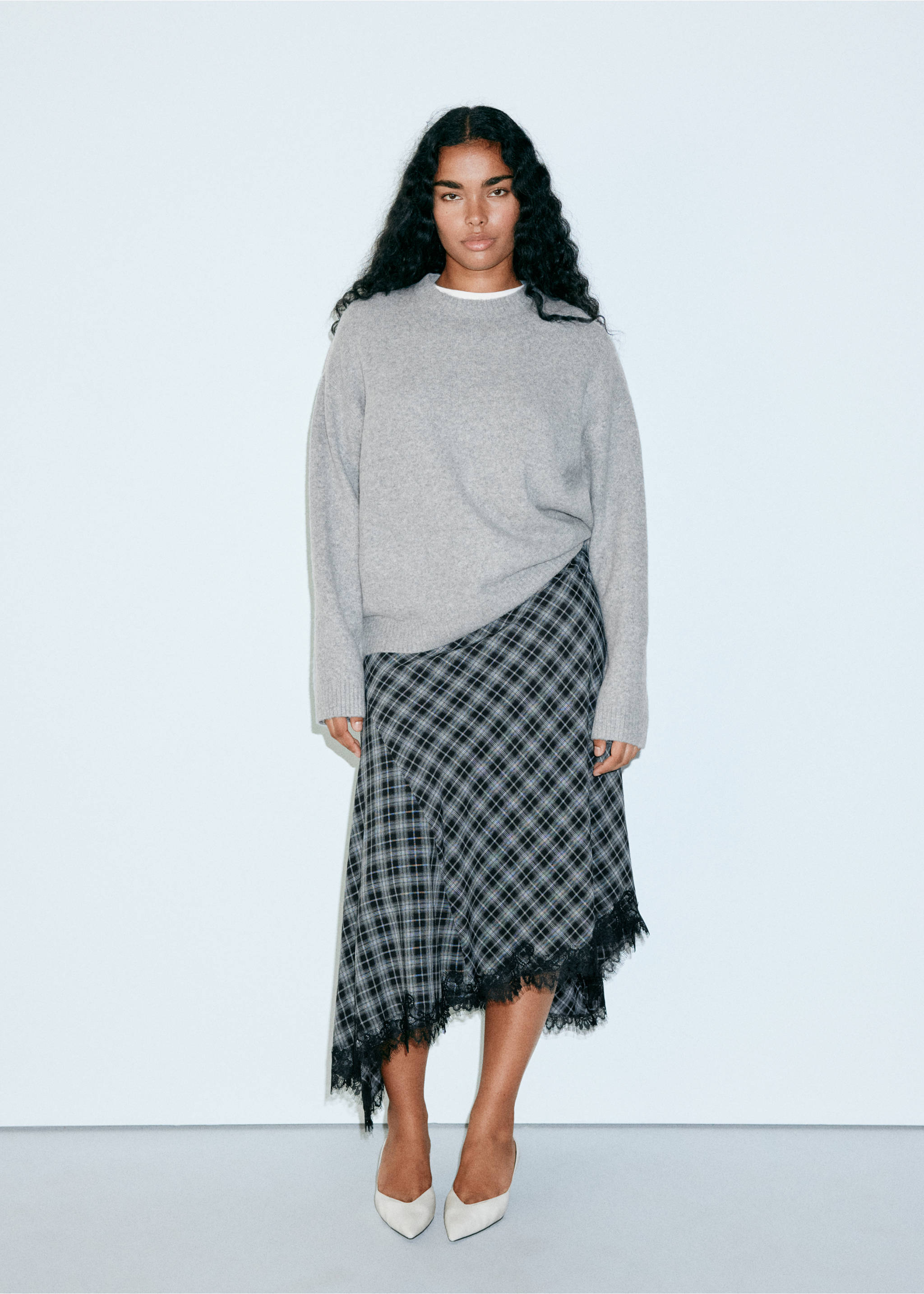 Round-neck knitted sweater - Details of the article 5, Grey. Ref: 37027775-00.