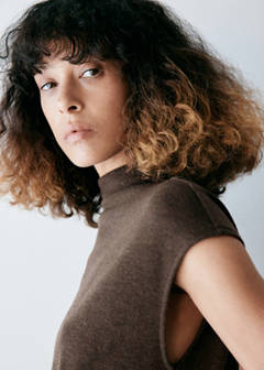Knit top with brooch detail — Chocolate 4