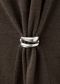 Knit top with brooch detail — Chocolate 9