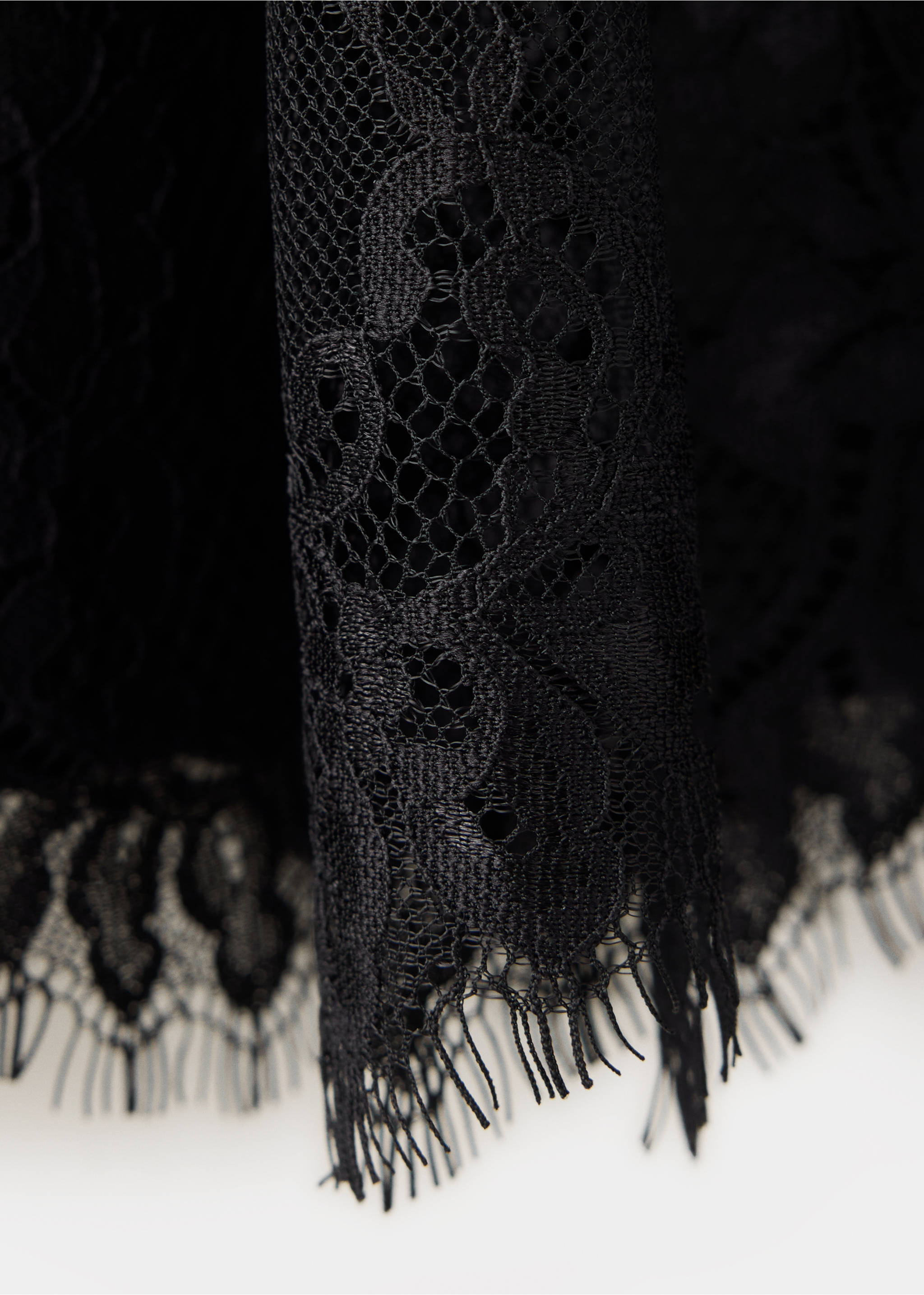 Blouse en dentelle semi-transparente - Détail de l'article 0, Noir. Ref: 37027787-00.