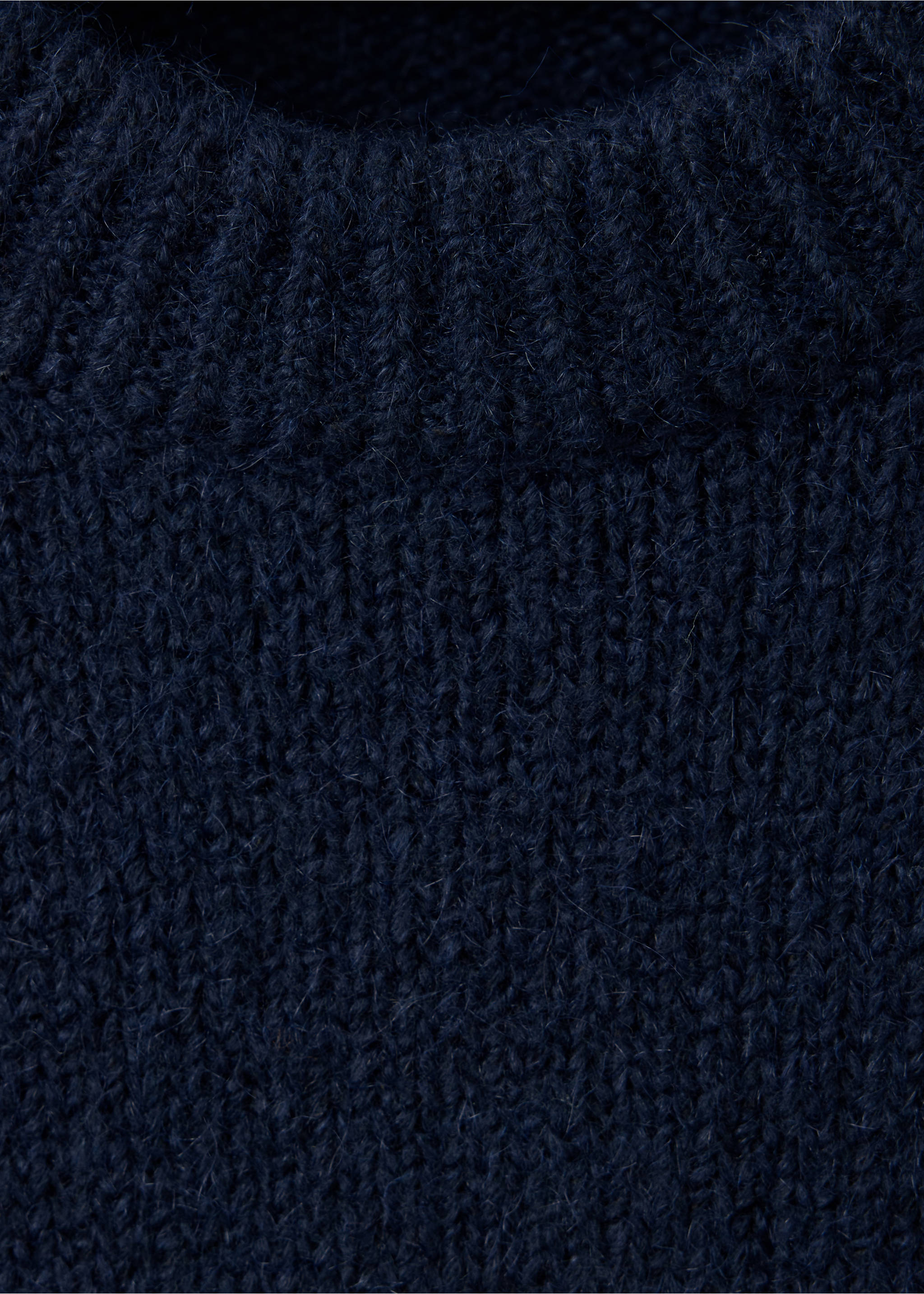 Dark navy blue knitted jersey with a ribbed round neckline, close-up view., Navy. Ref: 37027788-00.