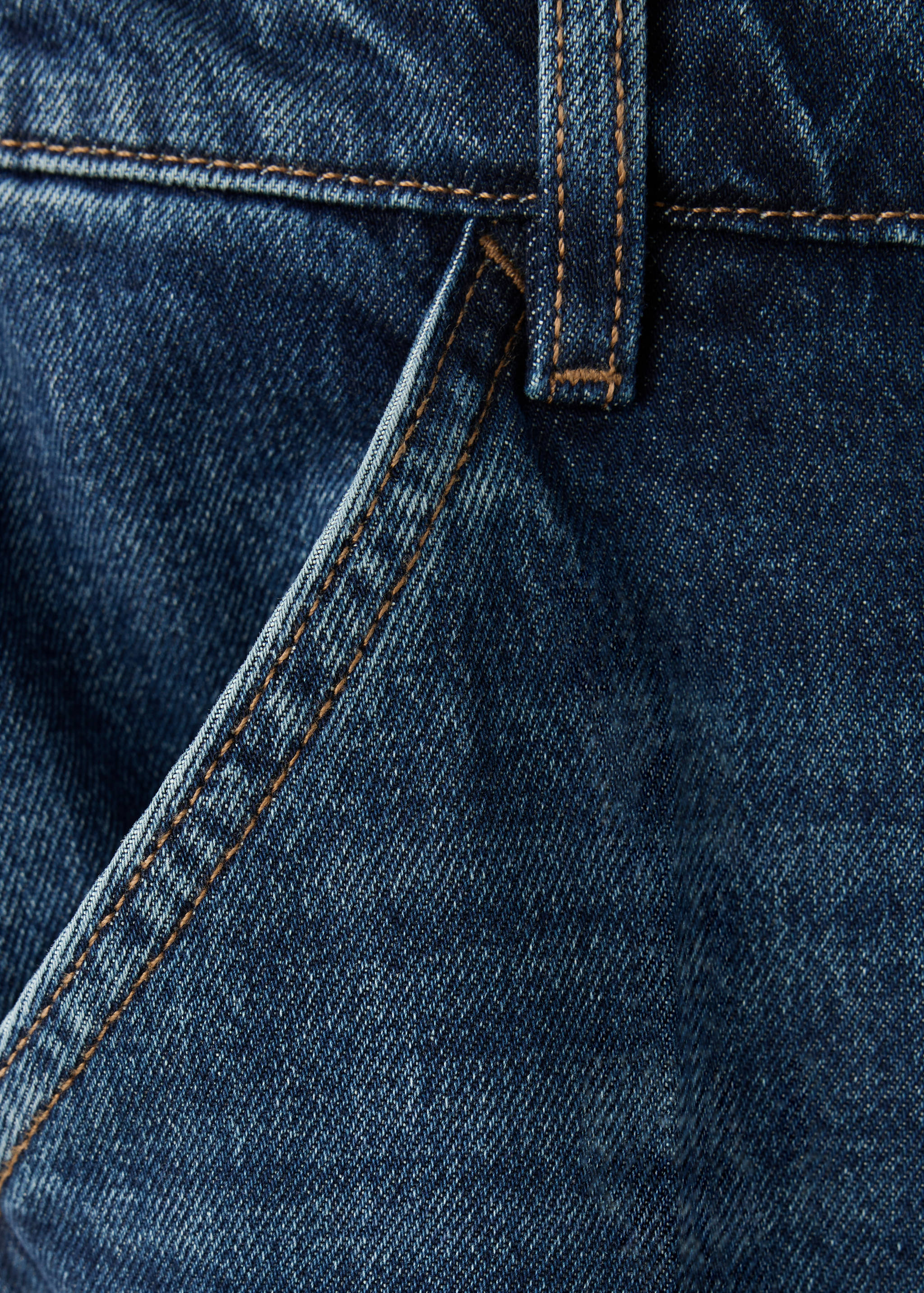 Regular-waist straight-leg jeans - Details of the article 0