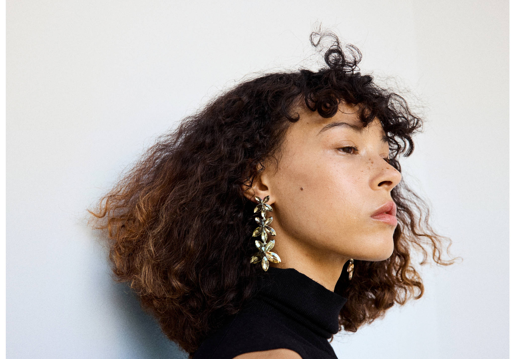 Dangling floral earrings - Panoramic plane