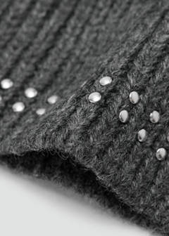 Studded knit beanie — Charcoal 2
