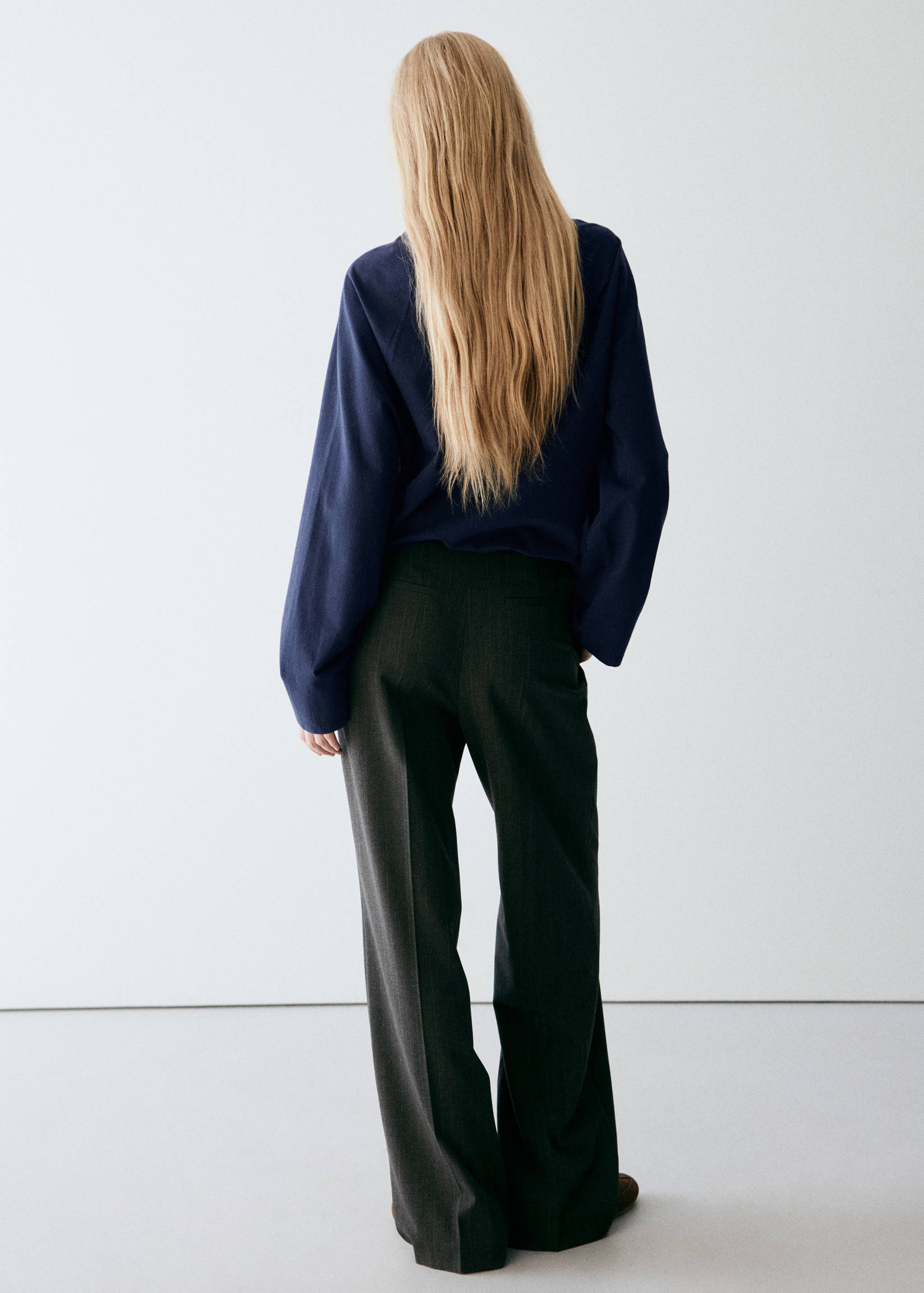 100% cotton wide-sleeved T-shirt - Reverse of the article