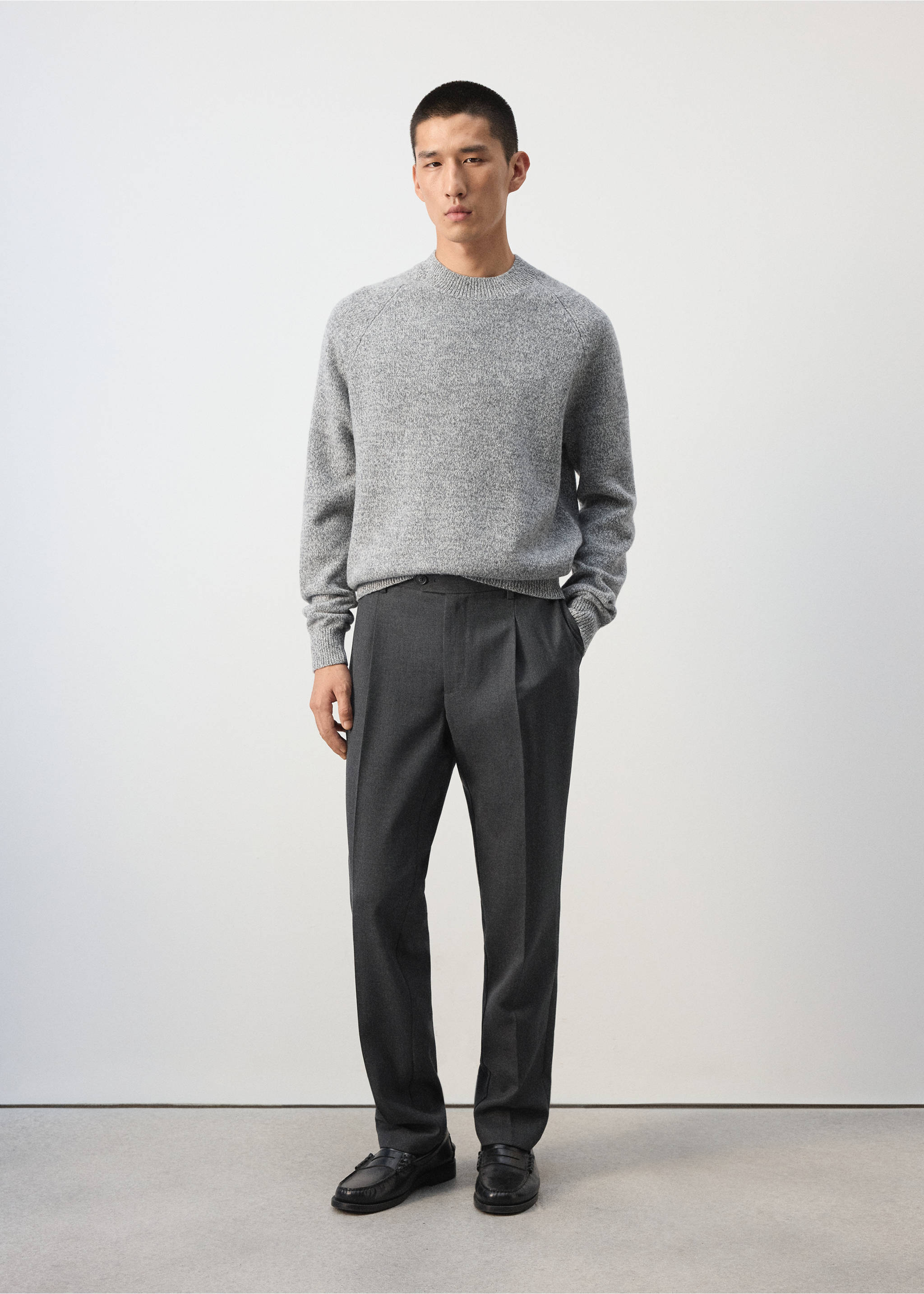 Grey melange knit sweater with a crew neck and long sleeves, worn with dark grey trousers., Light Heather Grey. Ref: 37027887-00.