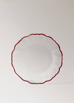 Wavy-edged glass plate — Red 5