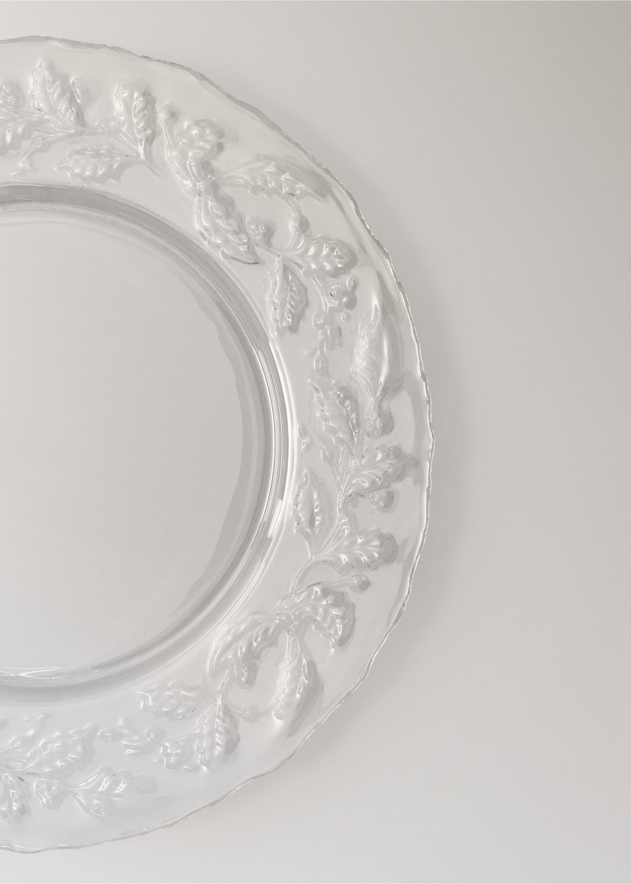 Assiette plate en verre avec motif décoratif - Détail de l'article 2, Noir. Ref: 37027905-00.