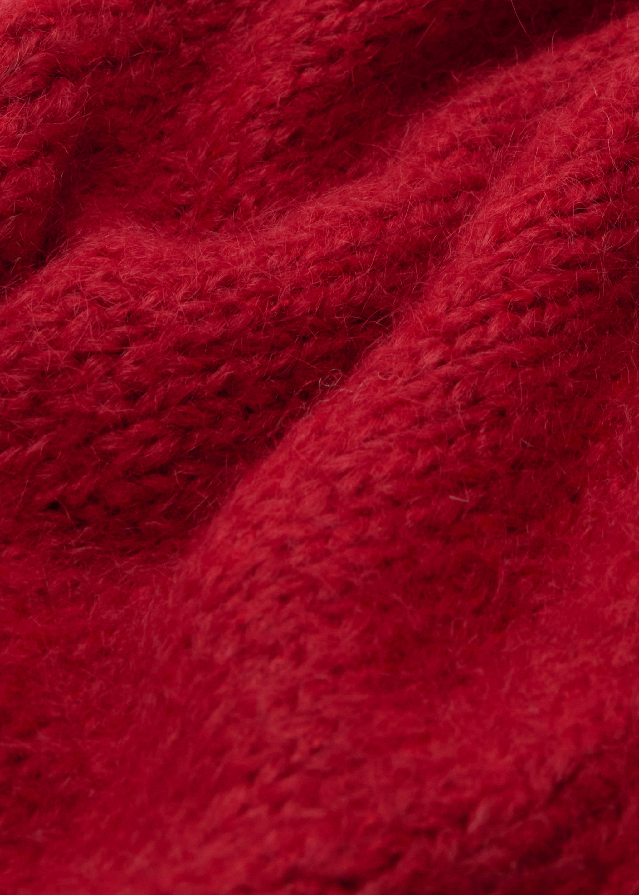 Écharpe en maille à franges - Plan moyen