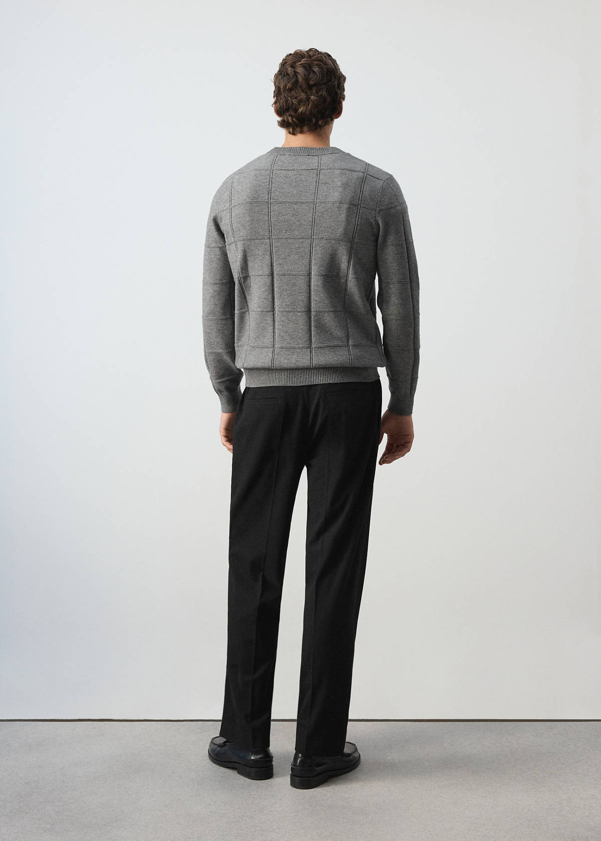 Structured knitted sweater — Medium Heather Grey