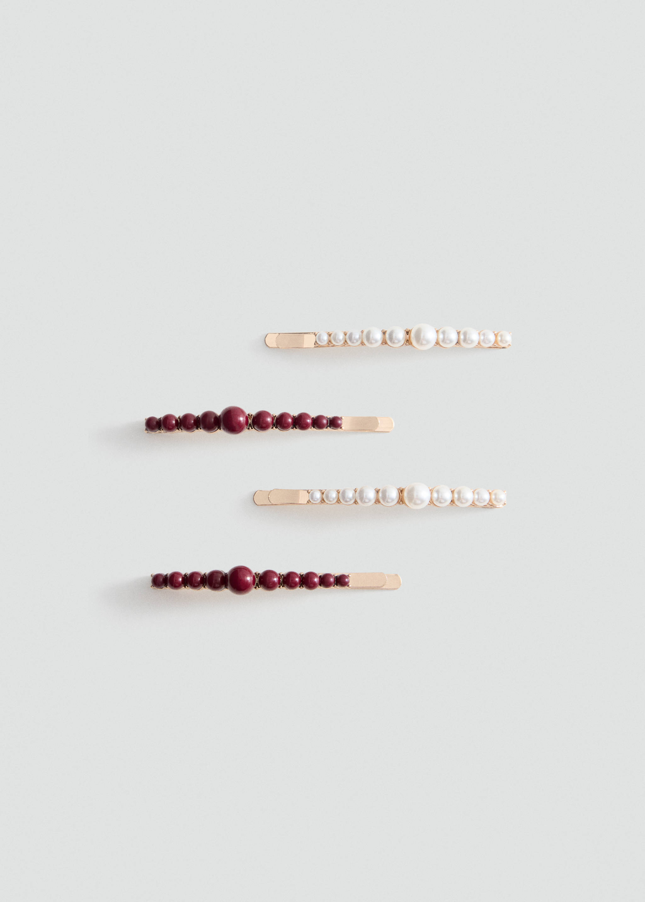 Lot de 4 barrettes avec perles - Article sans modèle