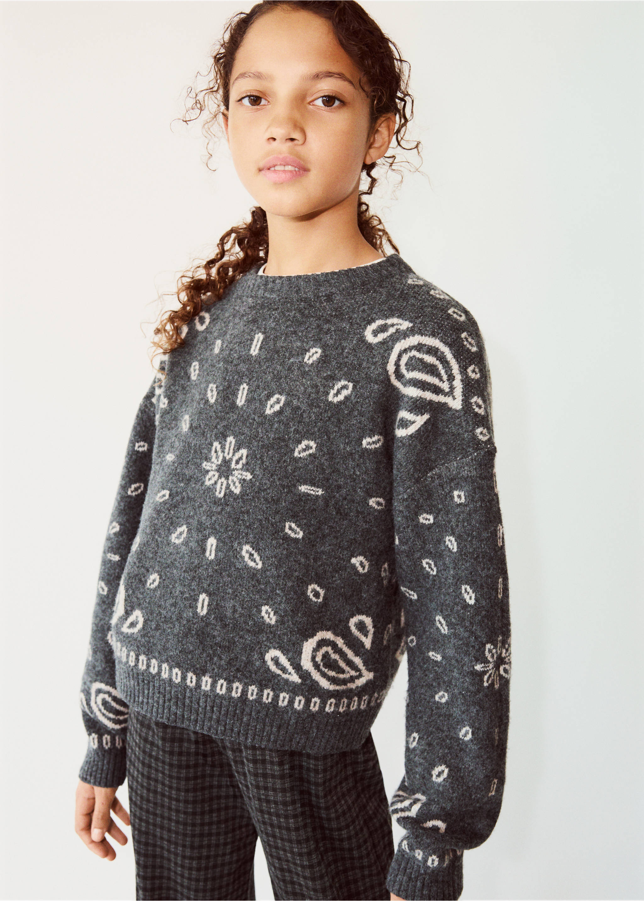 Pull-over maille jacquard - Plan moyen, Gris anthracite. Ref: 37027924-00.