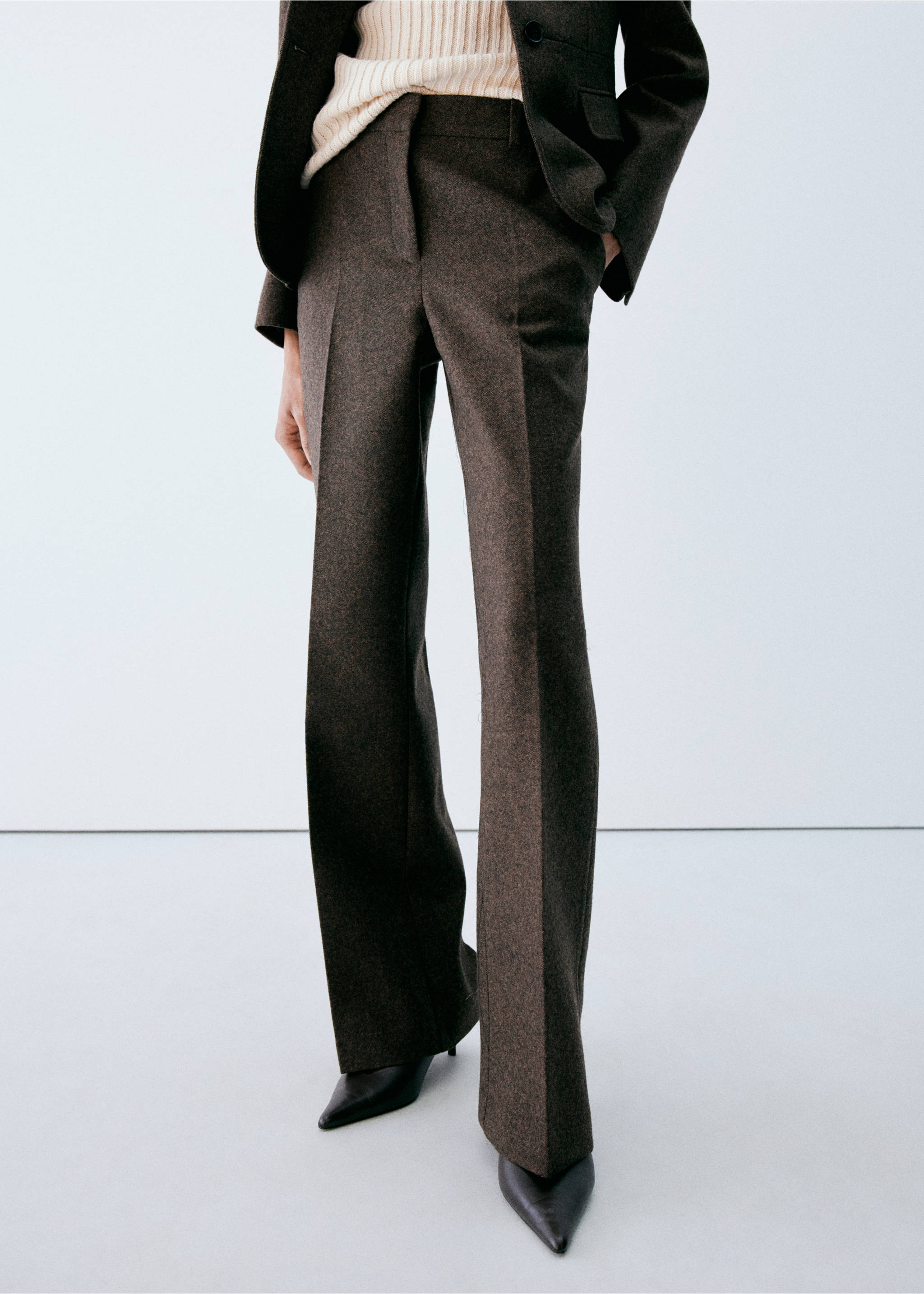 Straight-fit suit trousers - Medium plane, Brown. Ref: 37027945-00.