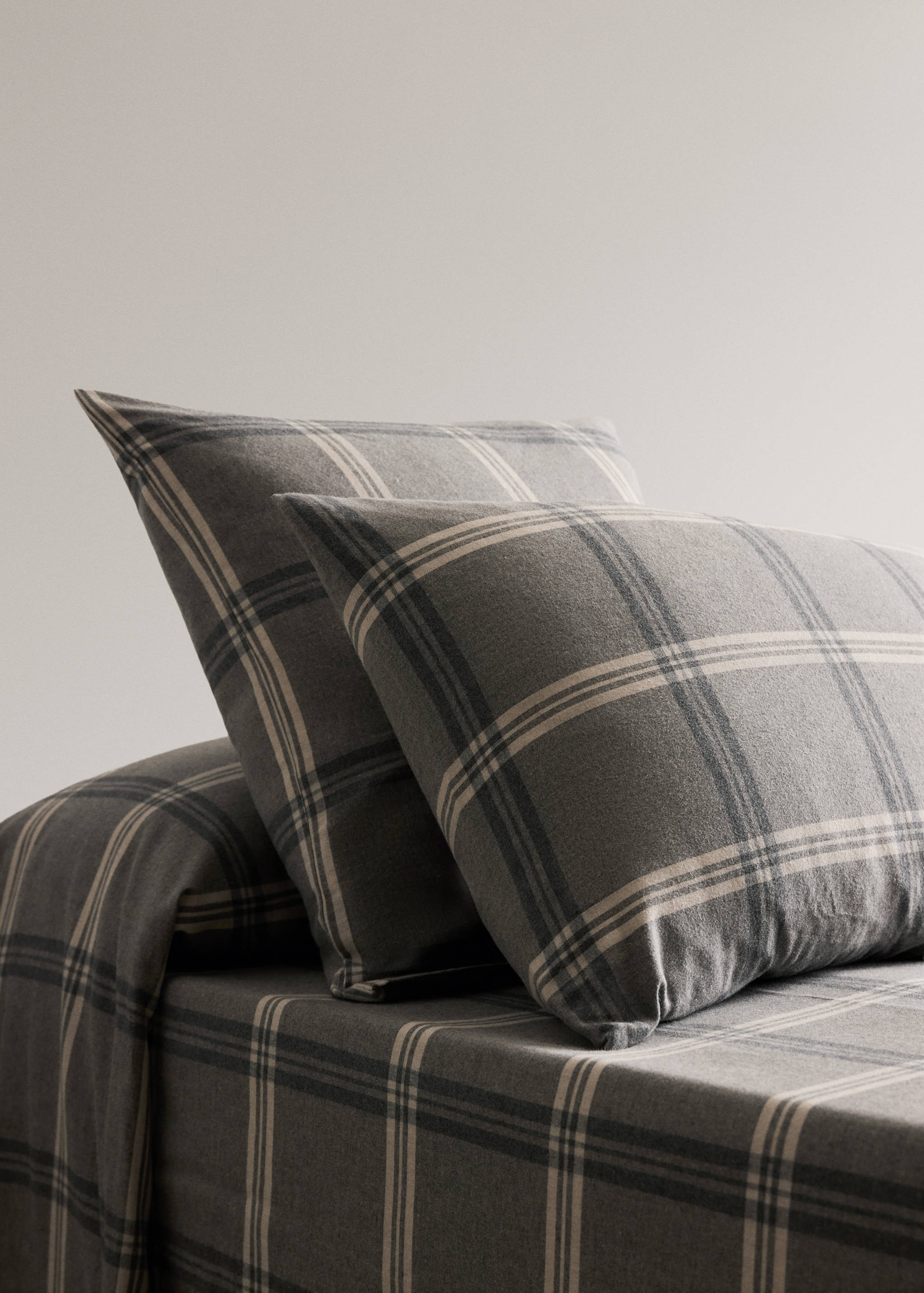 Karierter Flanell-Kopfkissenbezug 45 x 110 cm - Allgemeine Ansicht