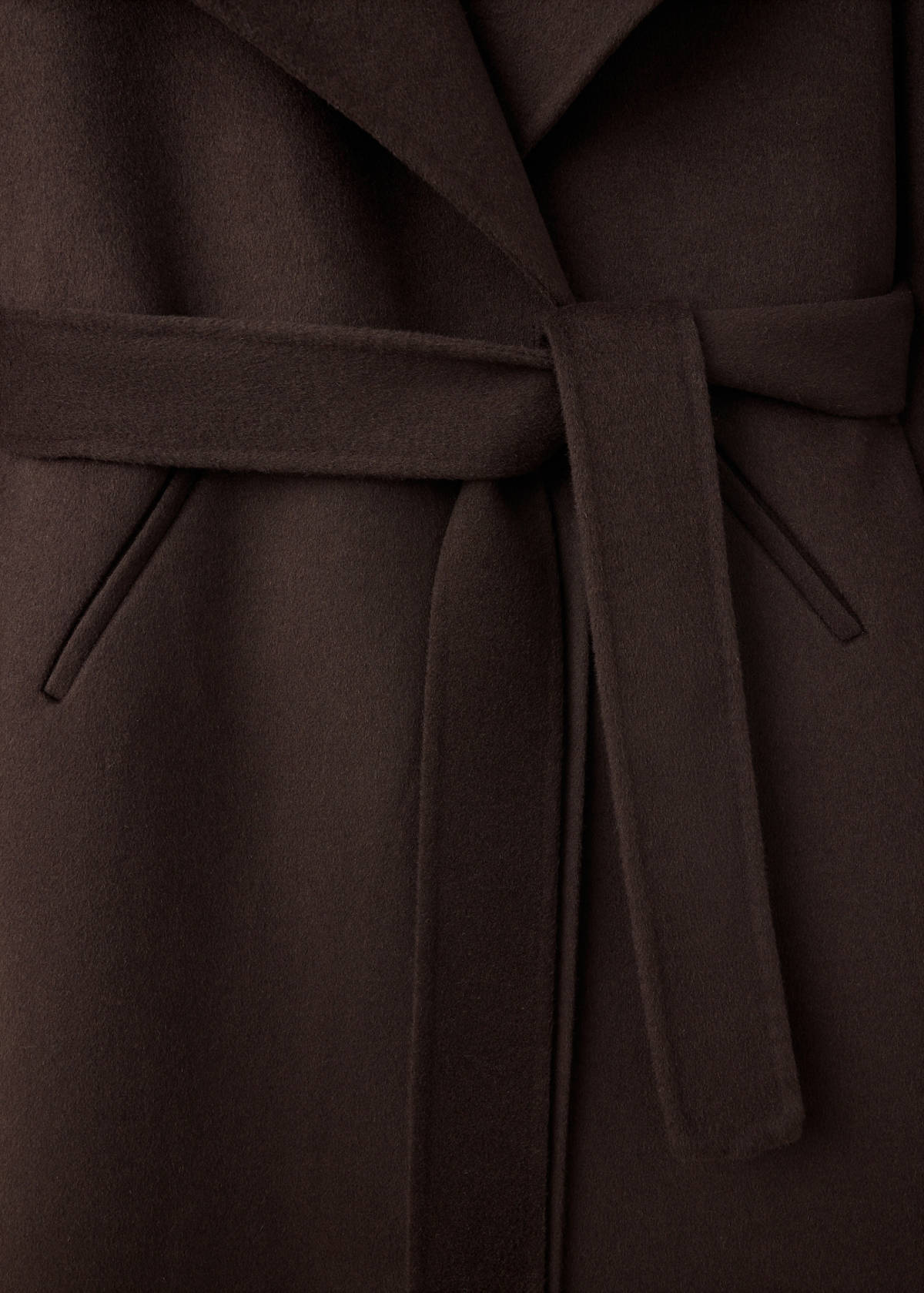 Wool coat with belt and oversized lapels — Chocolate