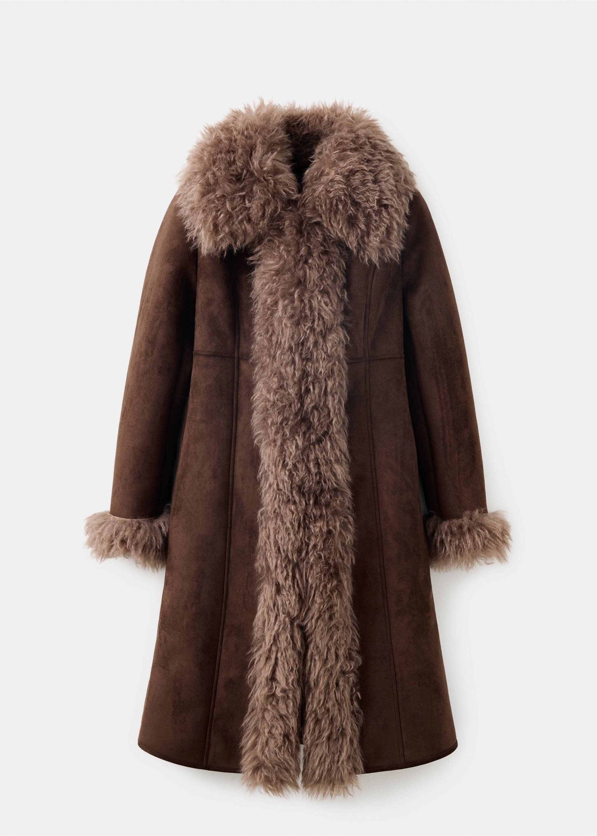 Manteau cintré avec finitions effet fourrure - Article sans modèle, Chocolat. Ref: 37028280-00.