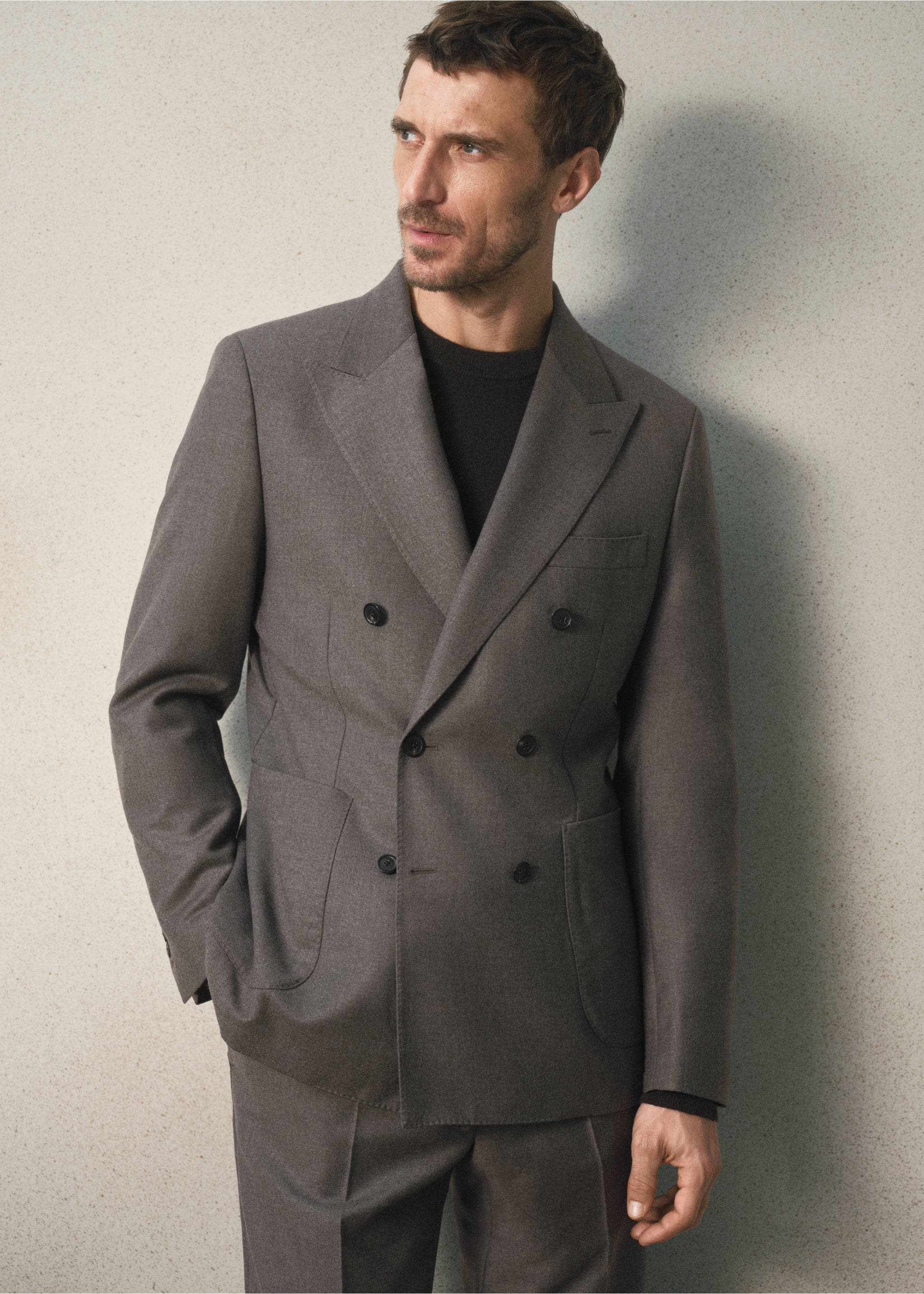 Dubbelrijige slim fit flanellen blazer met gekruiste sluiting - Middenvlak, Open beige. Ref: 37028286-00.