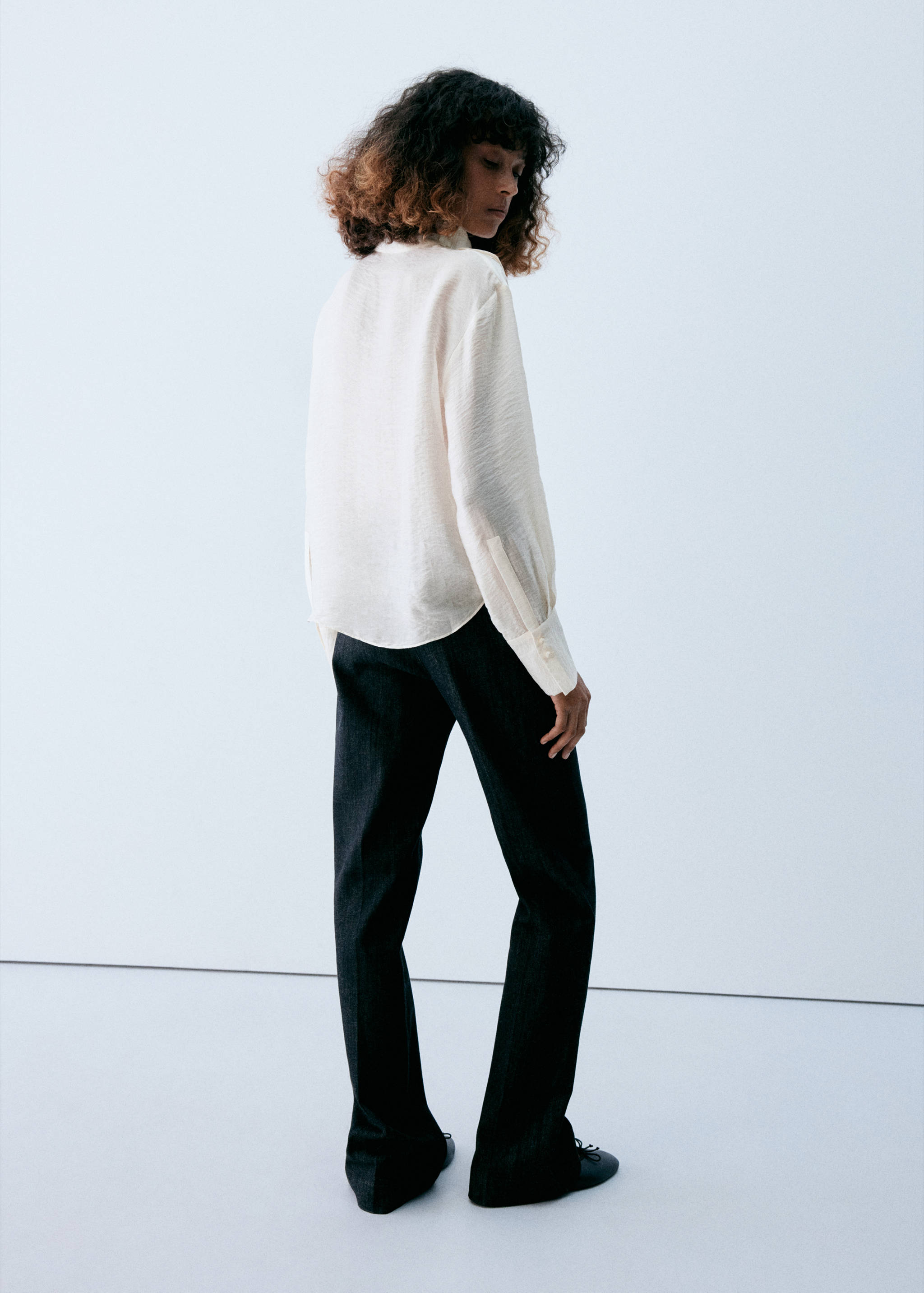 Lyocell funnel-neck blouse - Reverse of the article