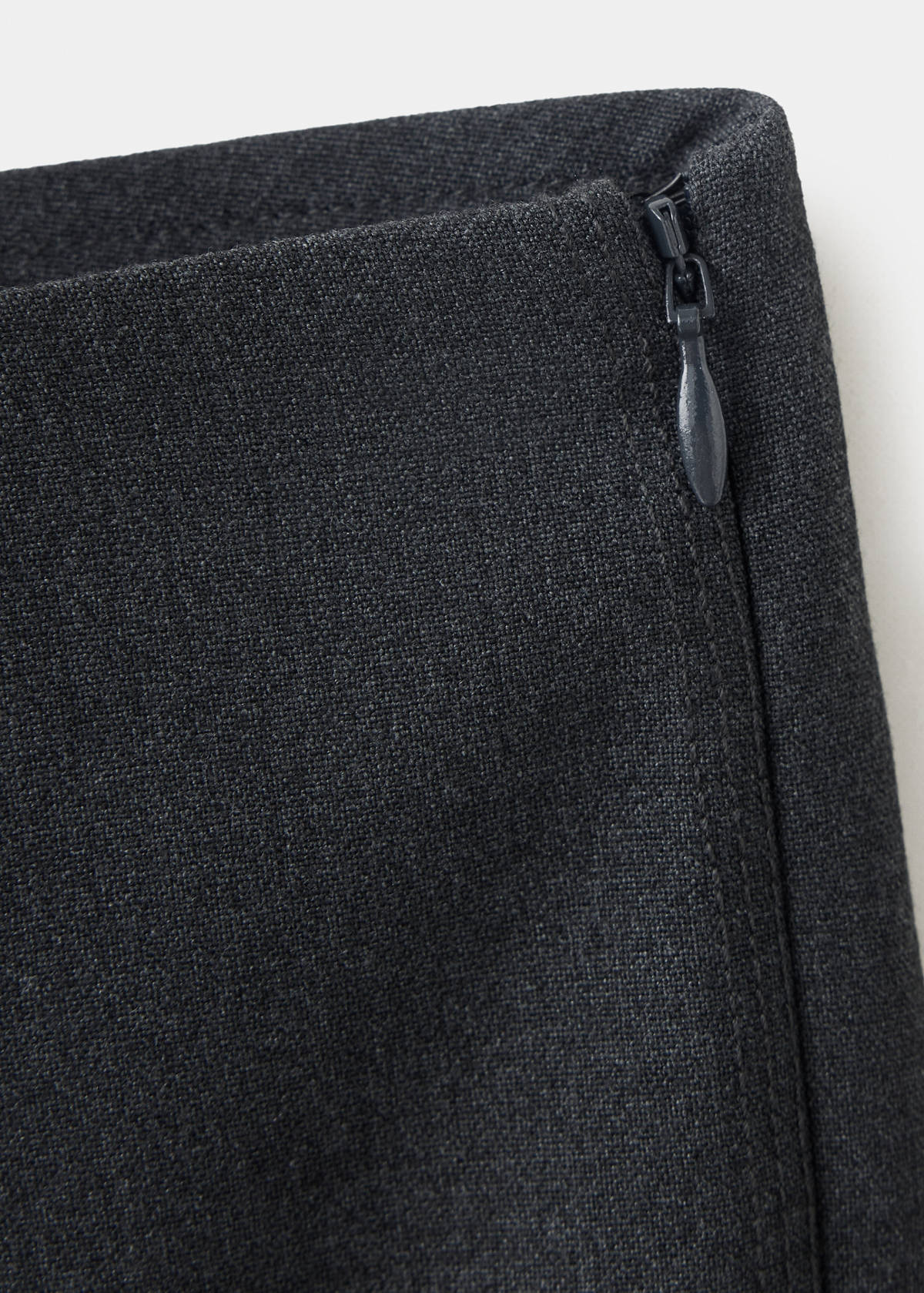 Tailored trousers with slit hem — Grey