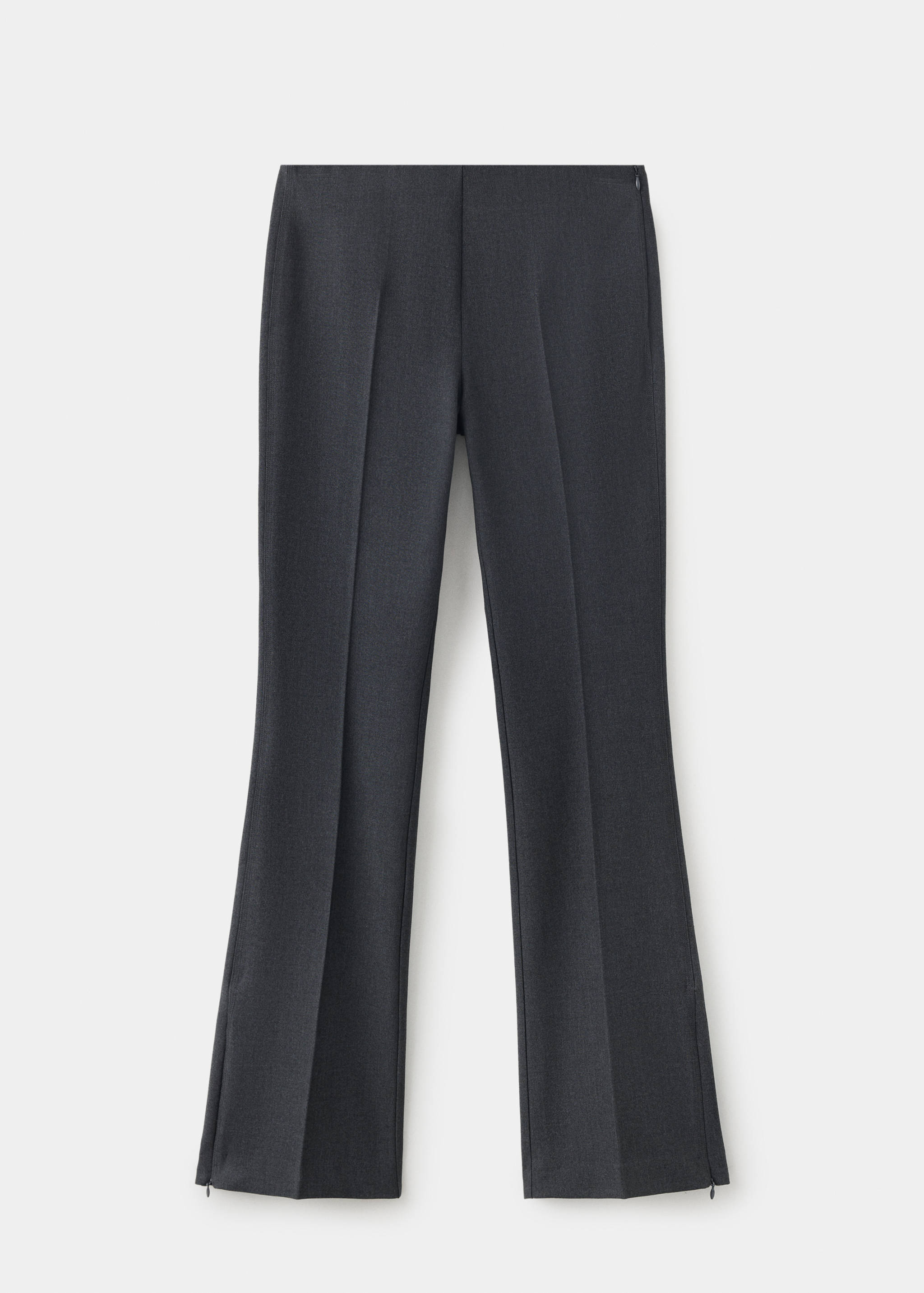 Schmal geschnittene Hose mit Schlitz am Saum - Artikel ohne Model