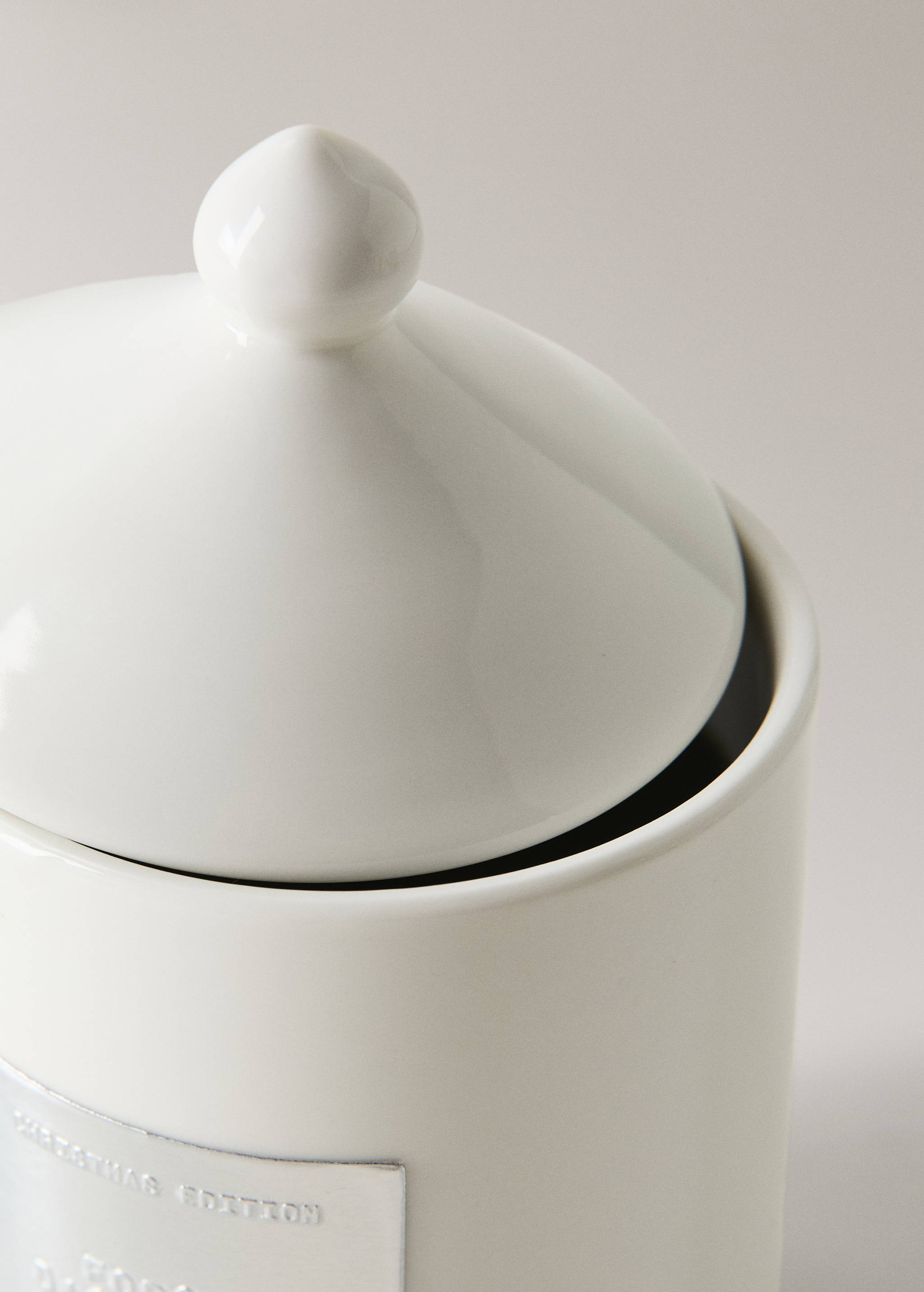 CANDLE FORET - Details of the article 2