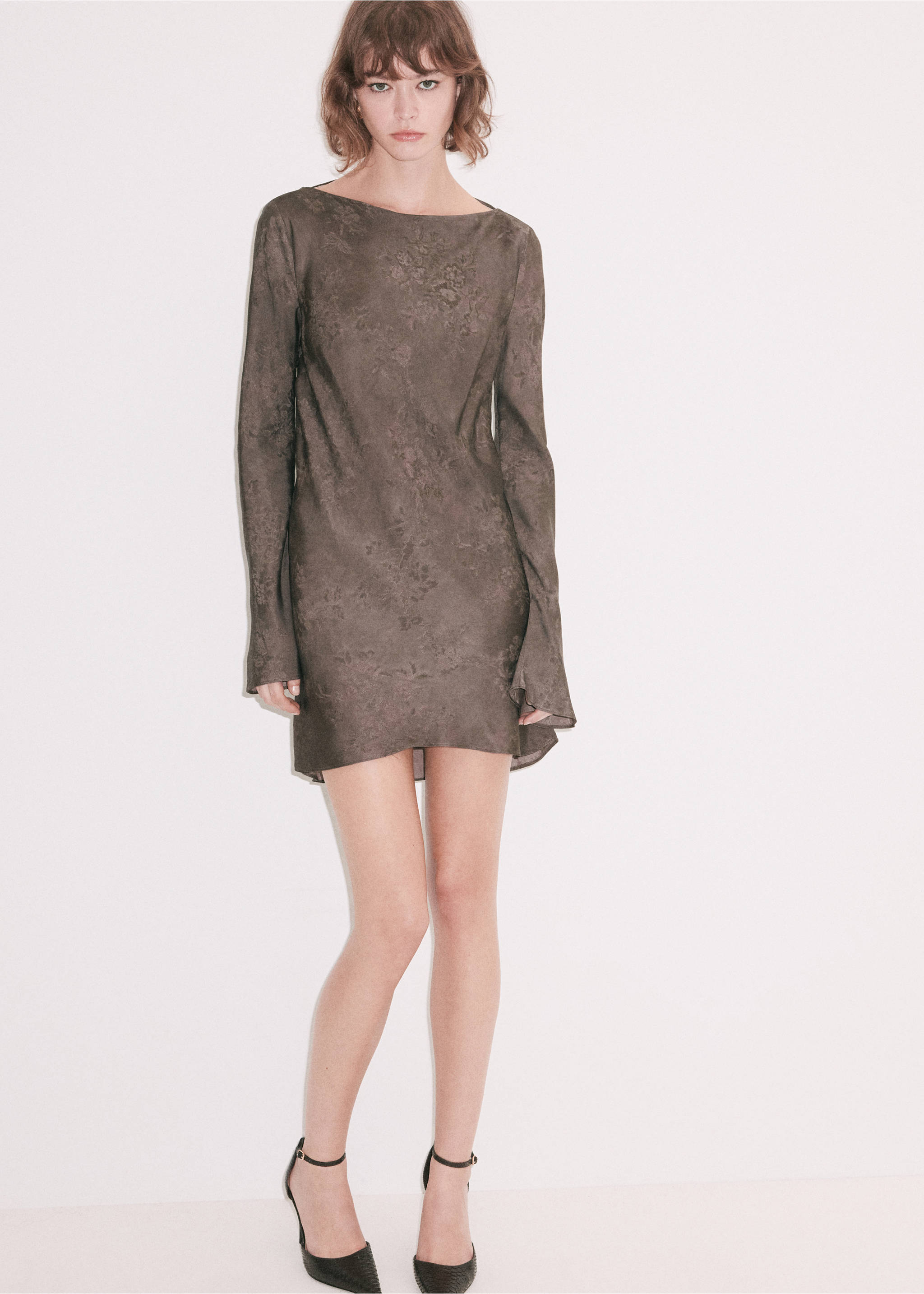Dark taupe floral jacquard boat-neck mini dress with long sleeves., Brown. Ref: 37029125-00.