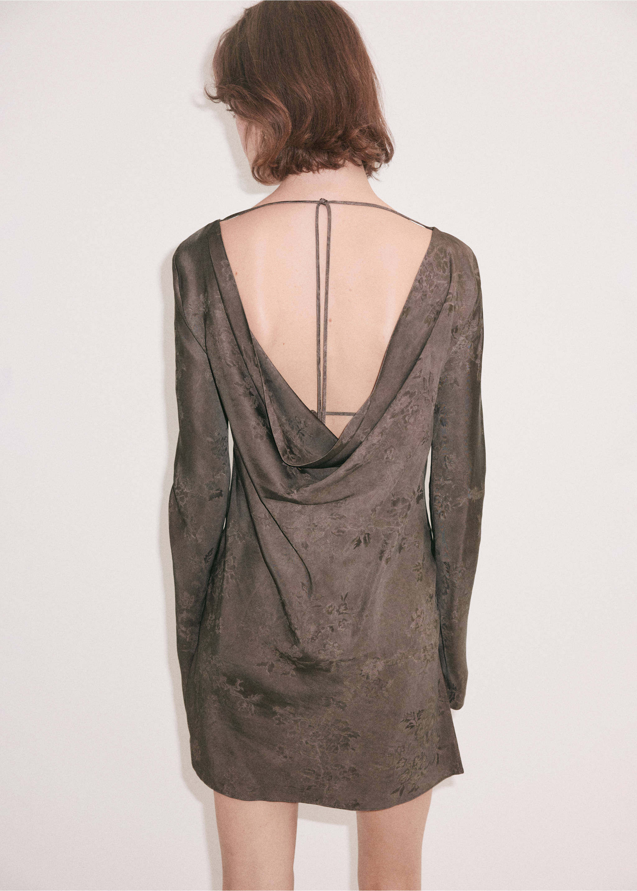 Dark grey-brown floral dress with a deep cowl back and thin tie straps, back view, Brown. Ref: 37029125-00.