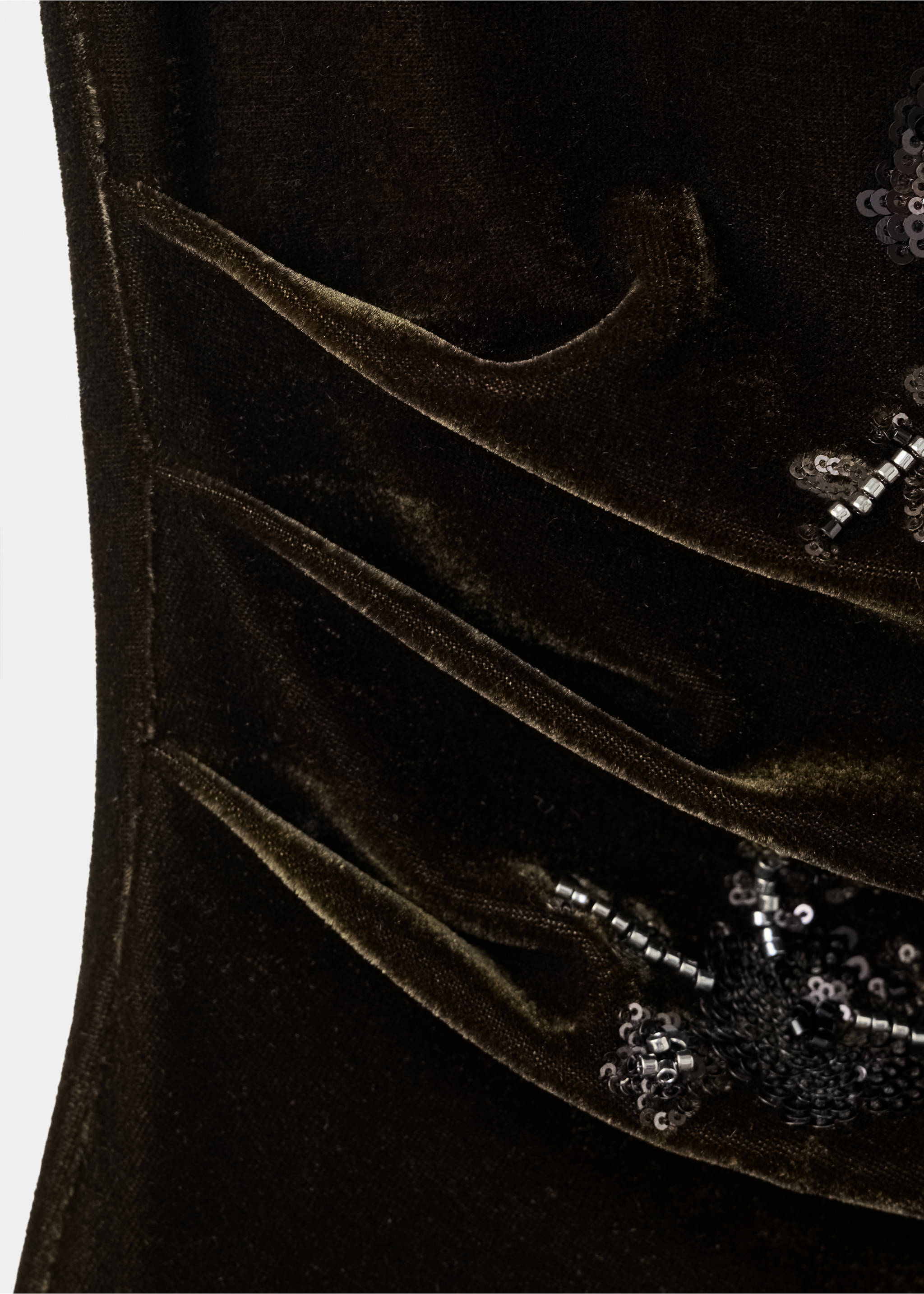 Olive green velvet top fabric detail with pleats and sequins., Olive Green. Ref: 37029128-00.