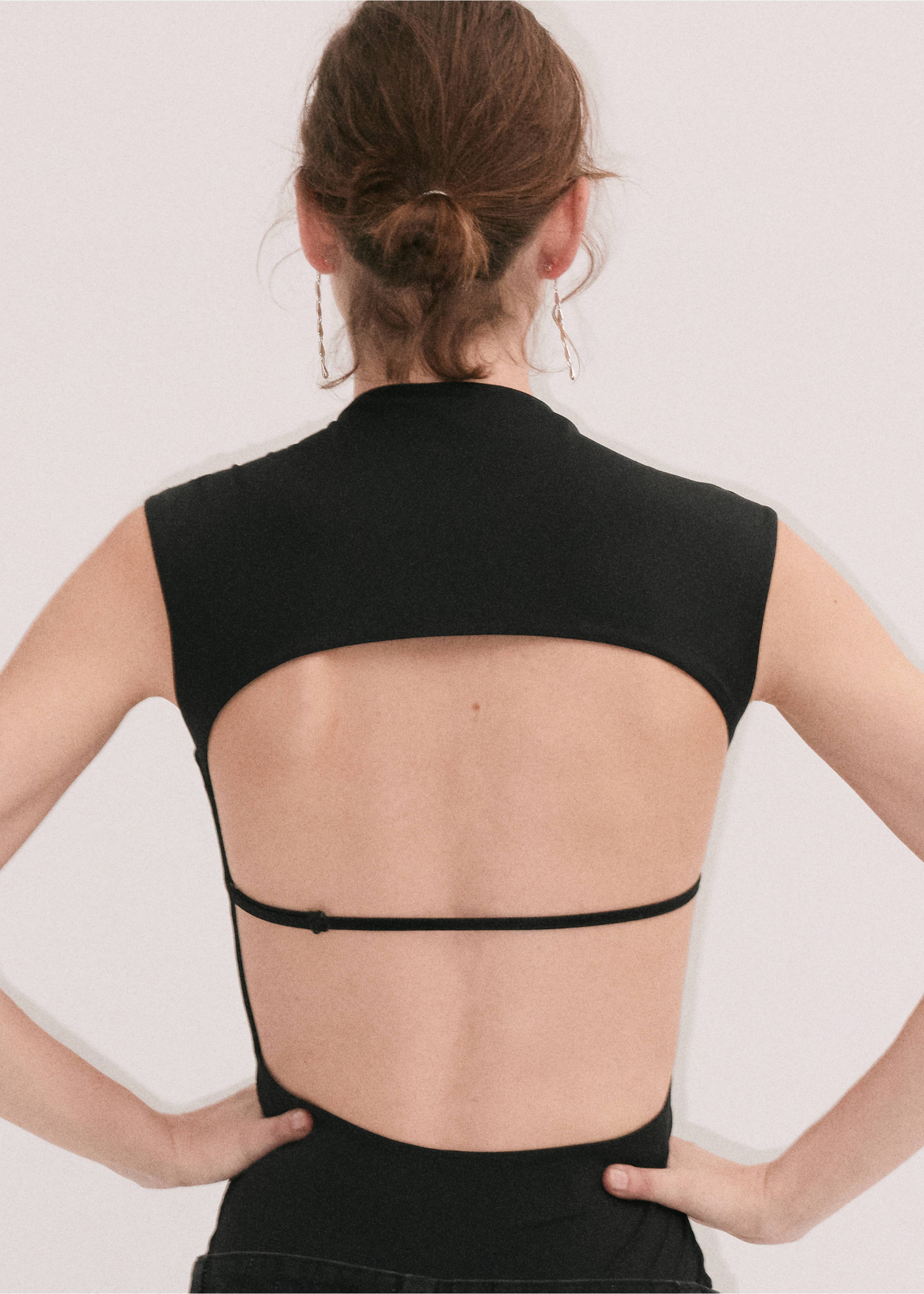 Back open body - Reverse of the article, Black. Ref: 37029141-00.