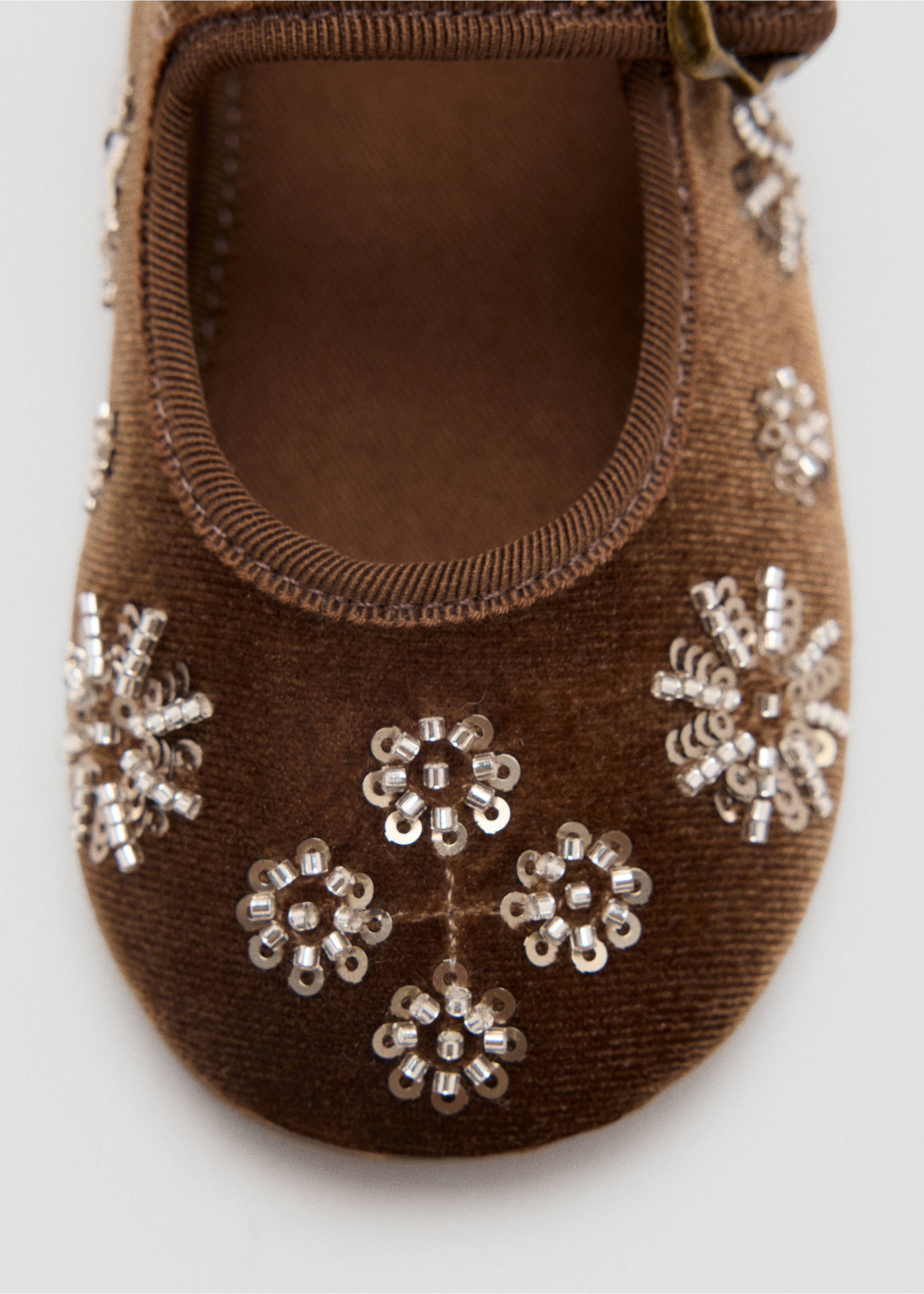 Brown velvet children's shoe with beaded floral embellishments., Medium Brown. Ref: 37029230-00.