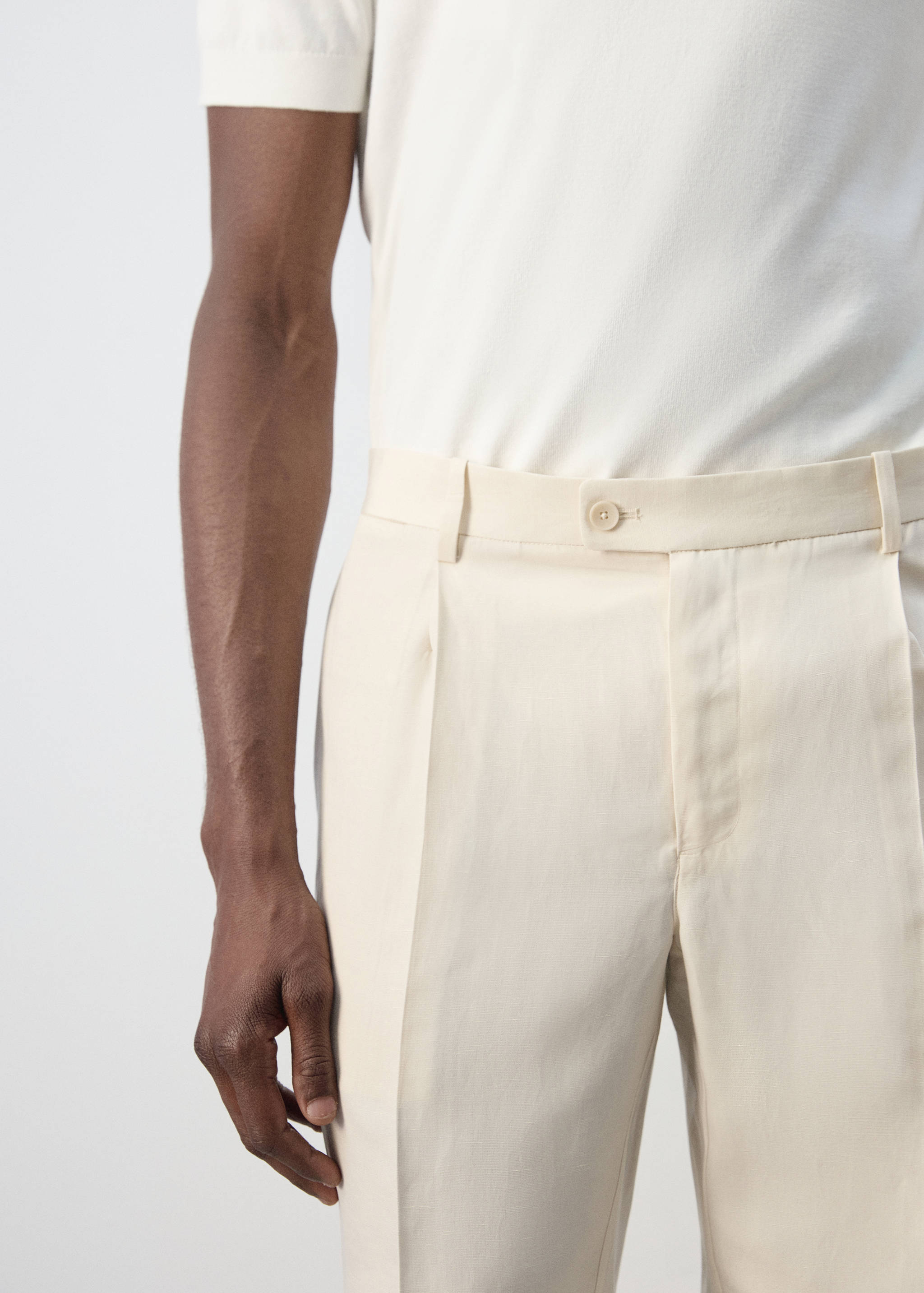 Regular fit lyocell pleat-front trousers - Details of the article 1