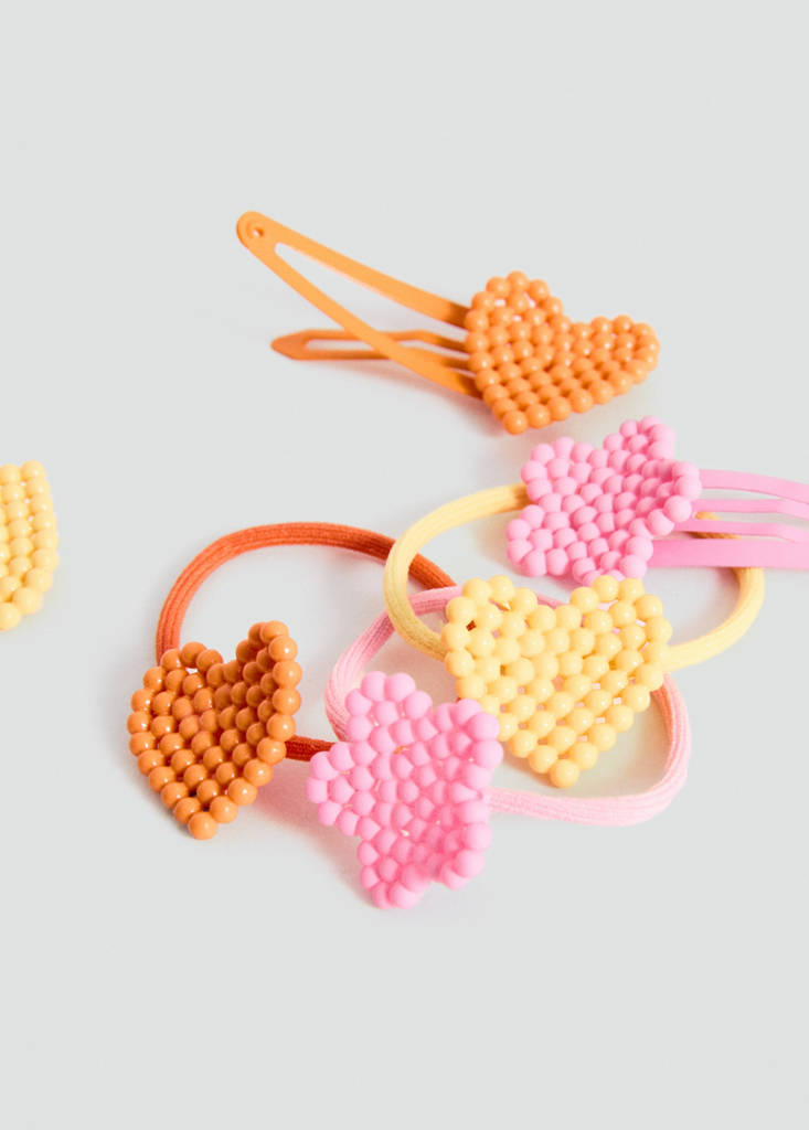 Pack of rubber bands and clips — Pink