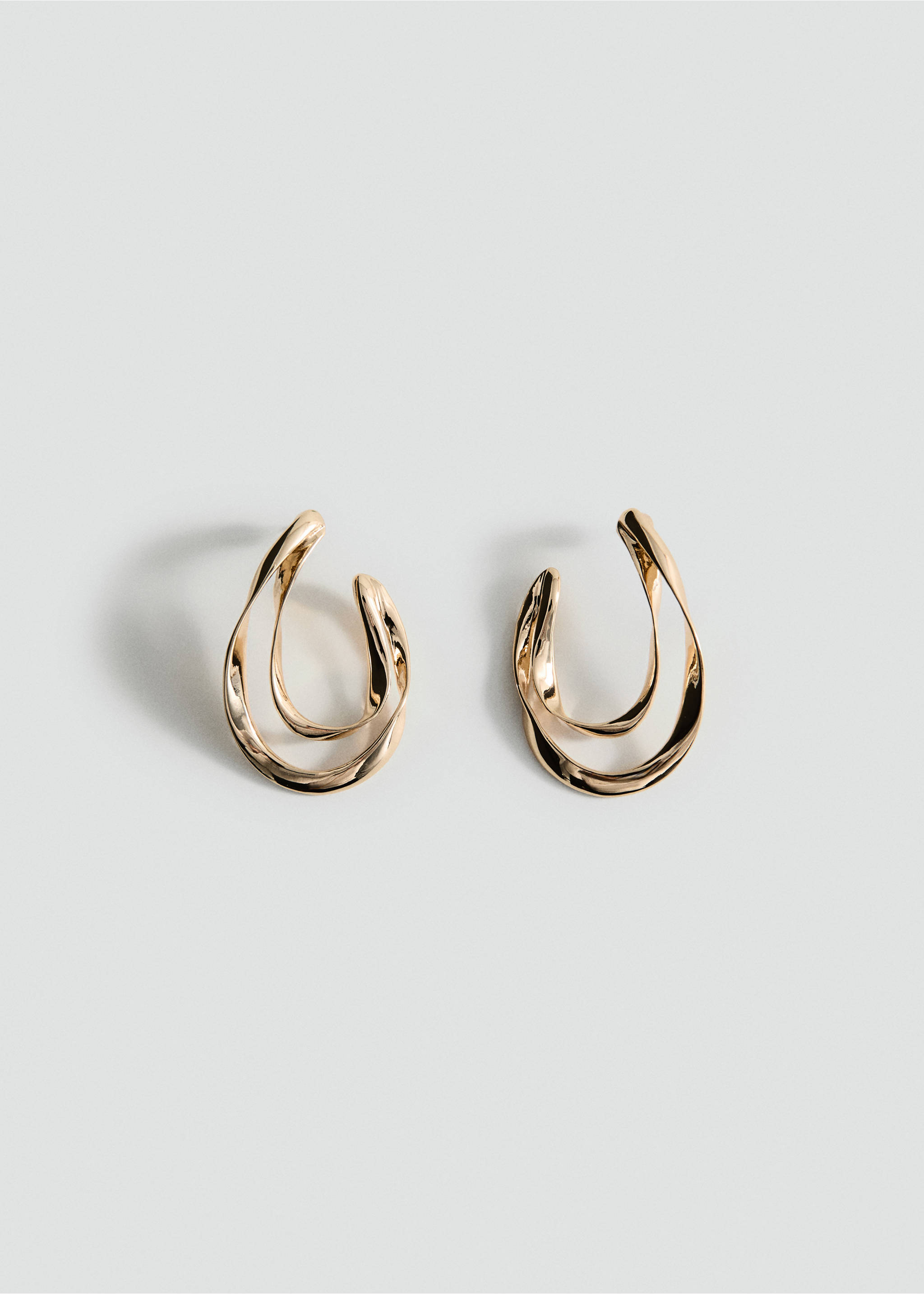 Irregular oval earrings - Article without model, Gold. Ref: 37031349-00.