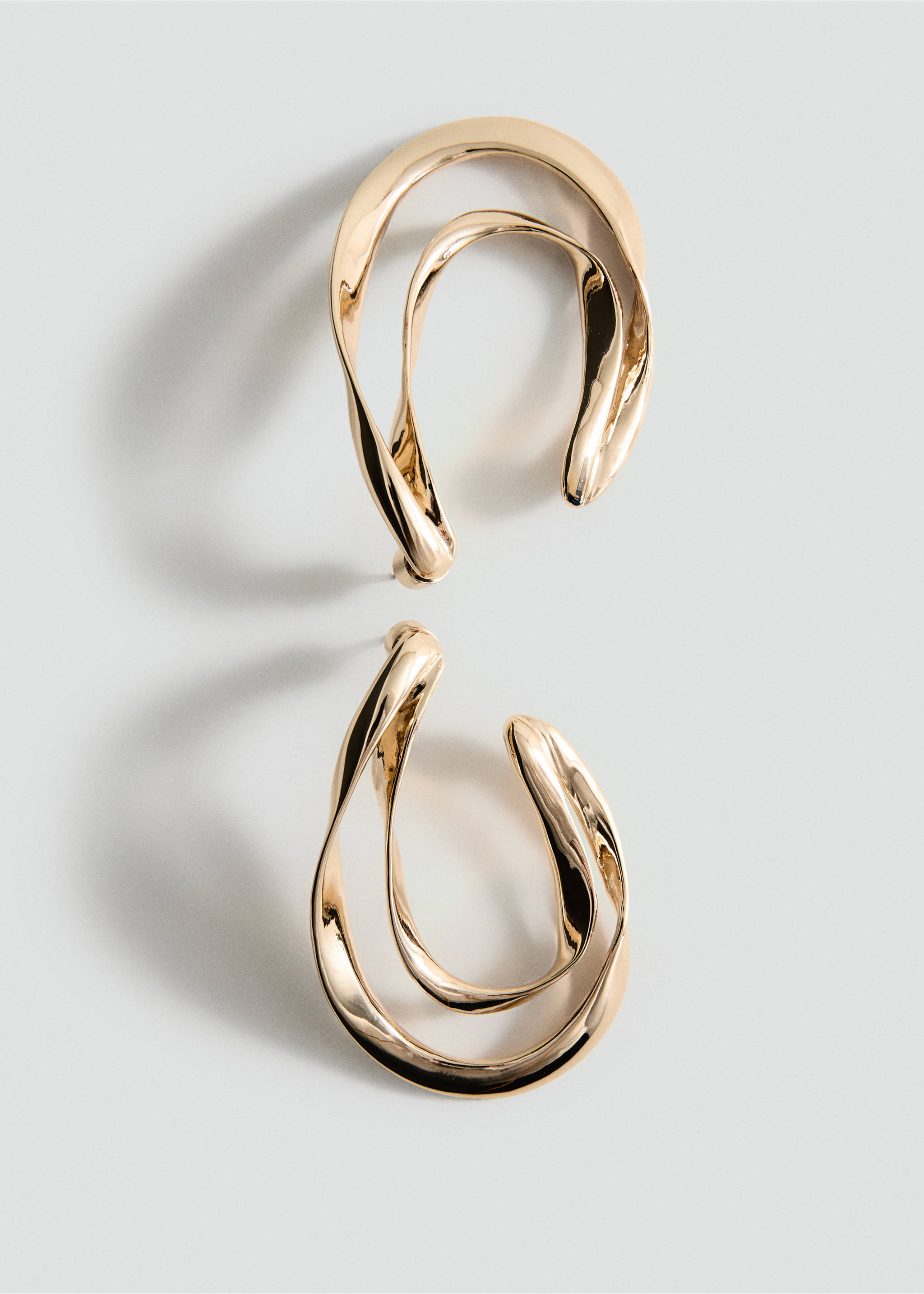 Irregular oval earrings - Details of the article 1, Gold. Ref: 37031349-00.