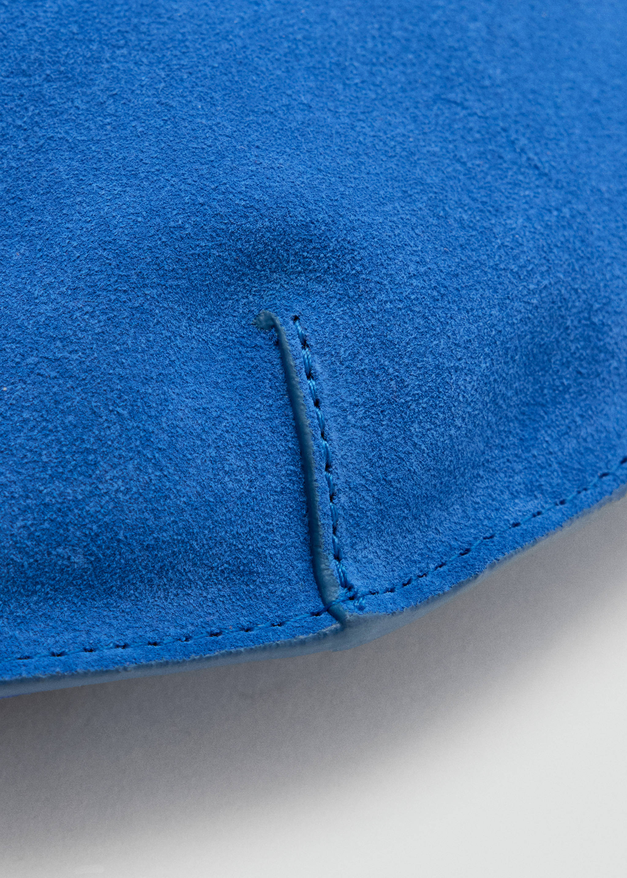 Small split leather bag - Details of the article 3