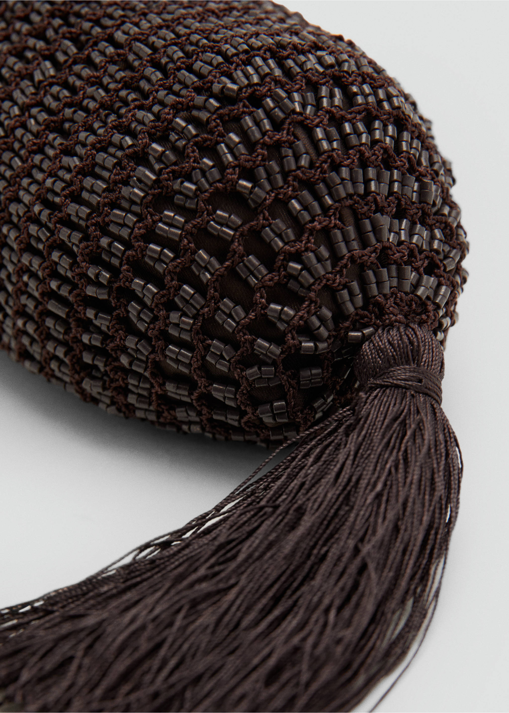 Beaded handbag - Details of the article 1, Chocolate. Ref: 37031353-00.