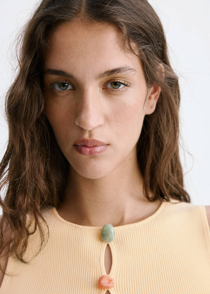 Ribbed top with beads — Vanilla