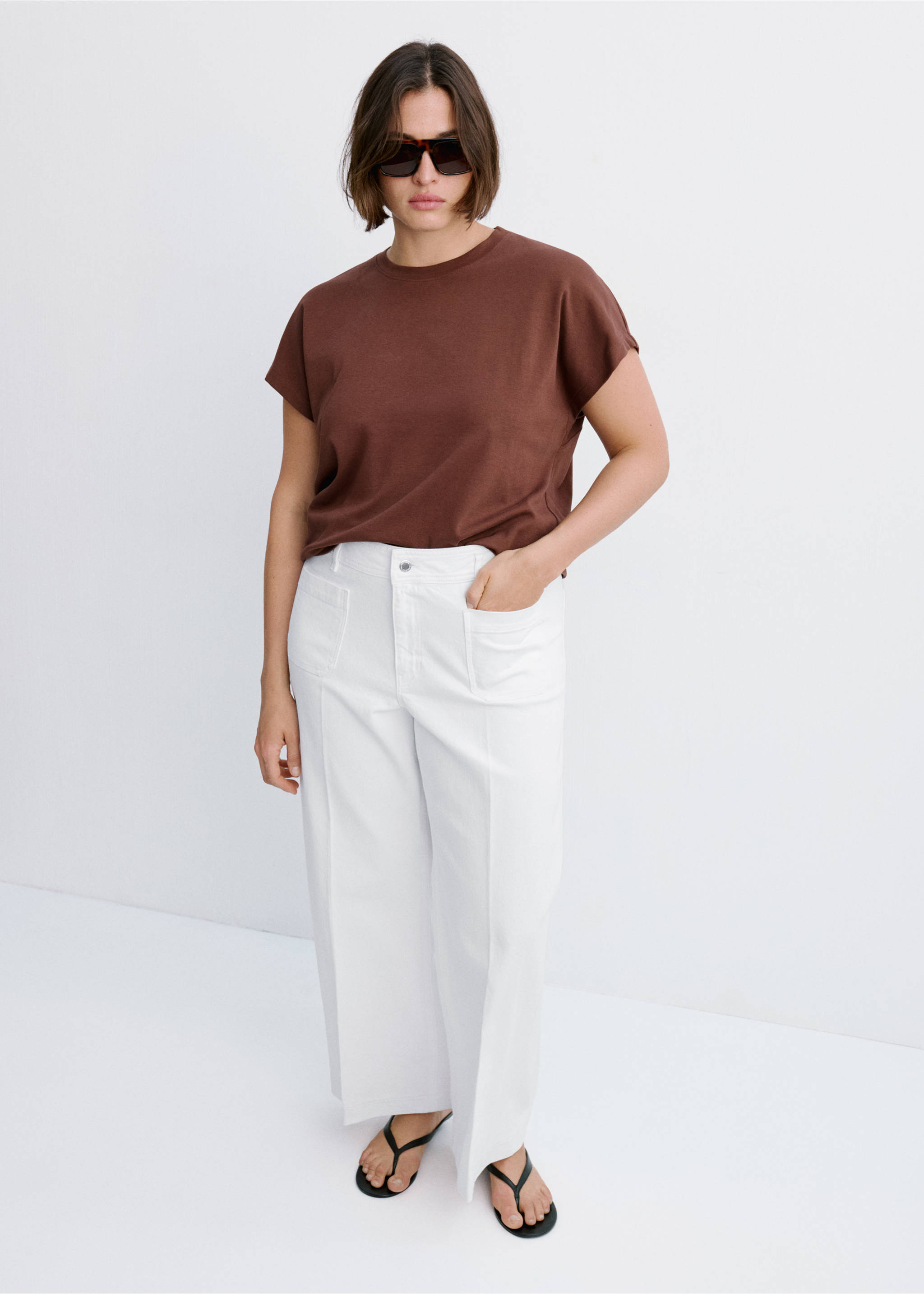 Jean large taille haute - Détail de l'article 3, Blanc. Ref: 37031364-00.