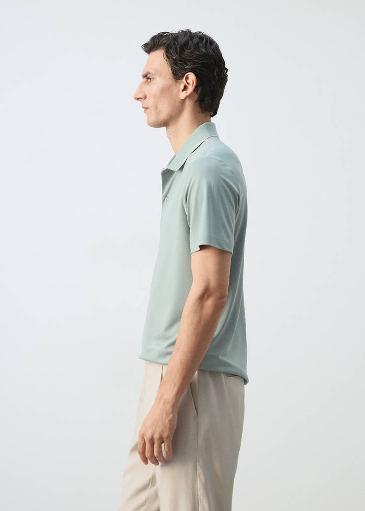 Slim fit polo with neck detail — Emerald Green