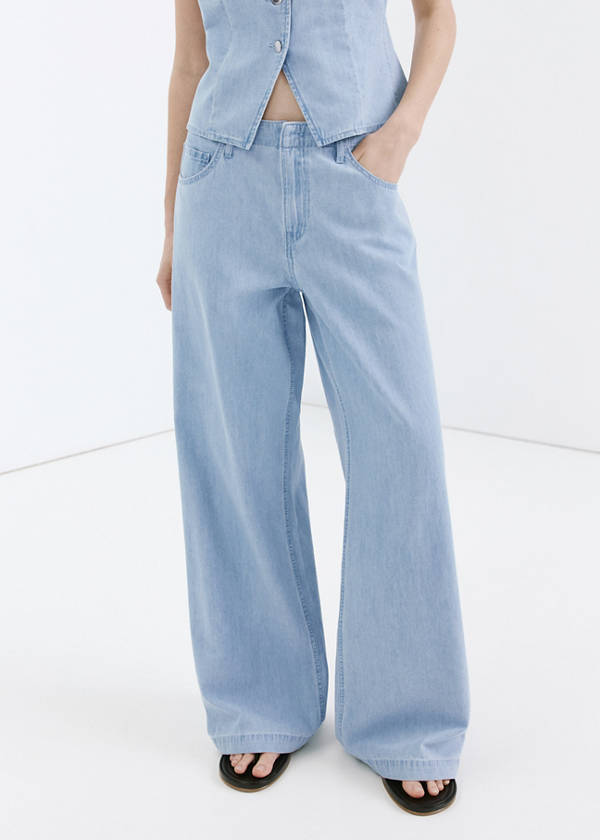 Wide leg mid-rise jeans — Light Blue
