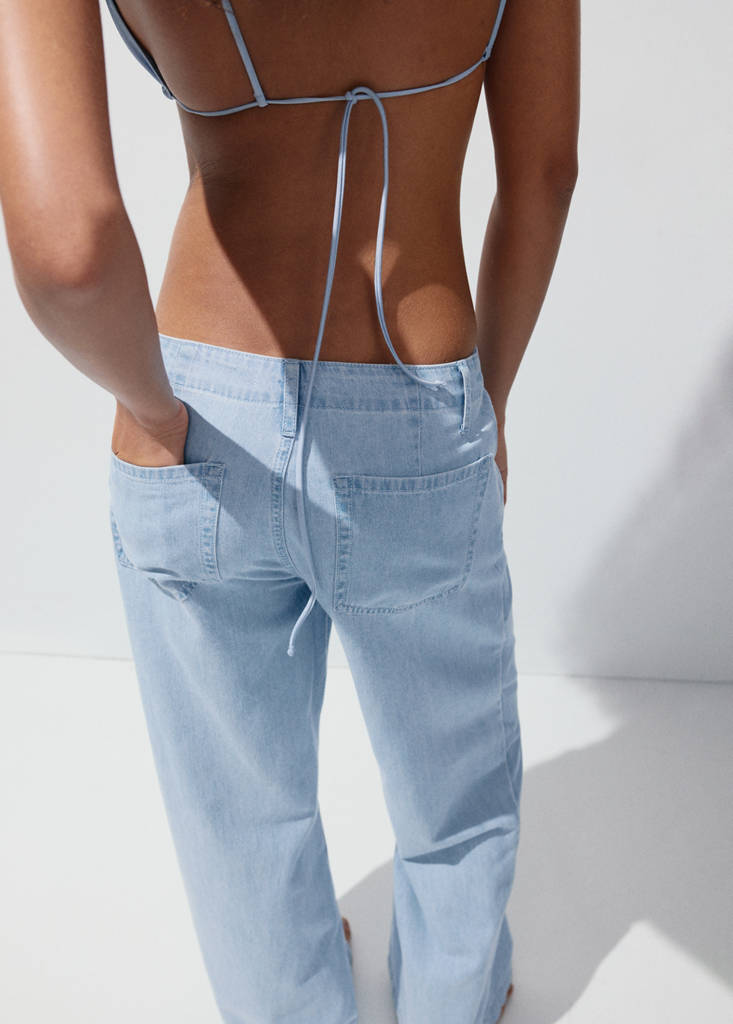 Wide leg mid-rise jeans — Light Blue