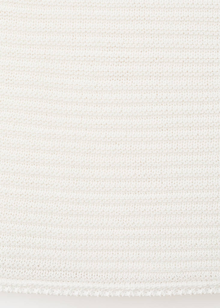 Short-sleeved knitted sweater — Off White