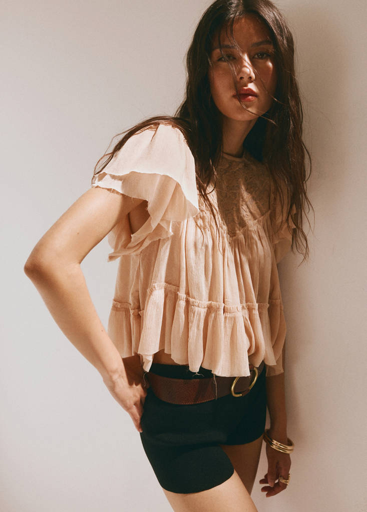 Ruffled embroidered blouse — Pink