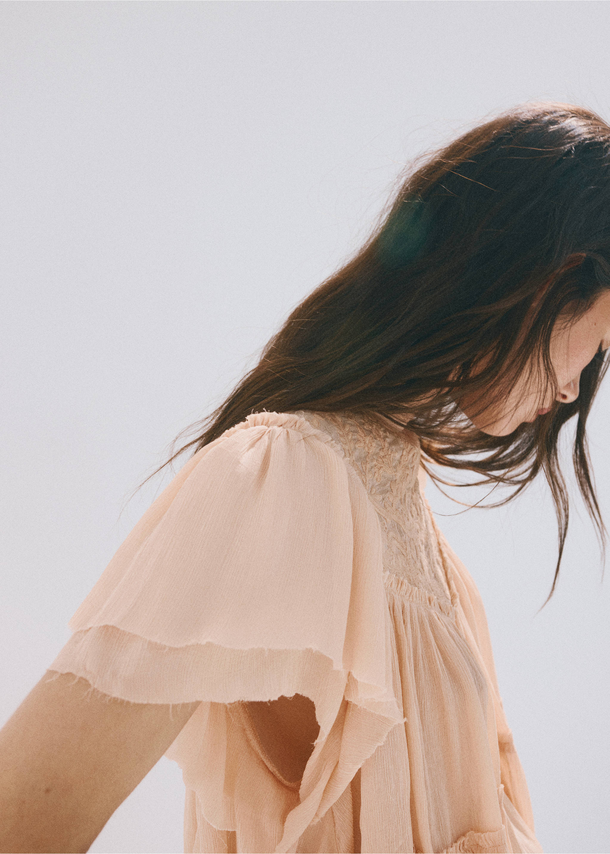 Ruffled embroidered blouse - Details of the article 1, Pink. Ref: 37031389-00.
