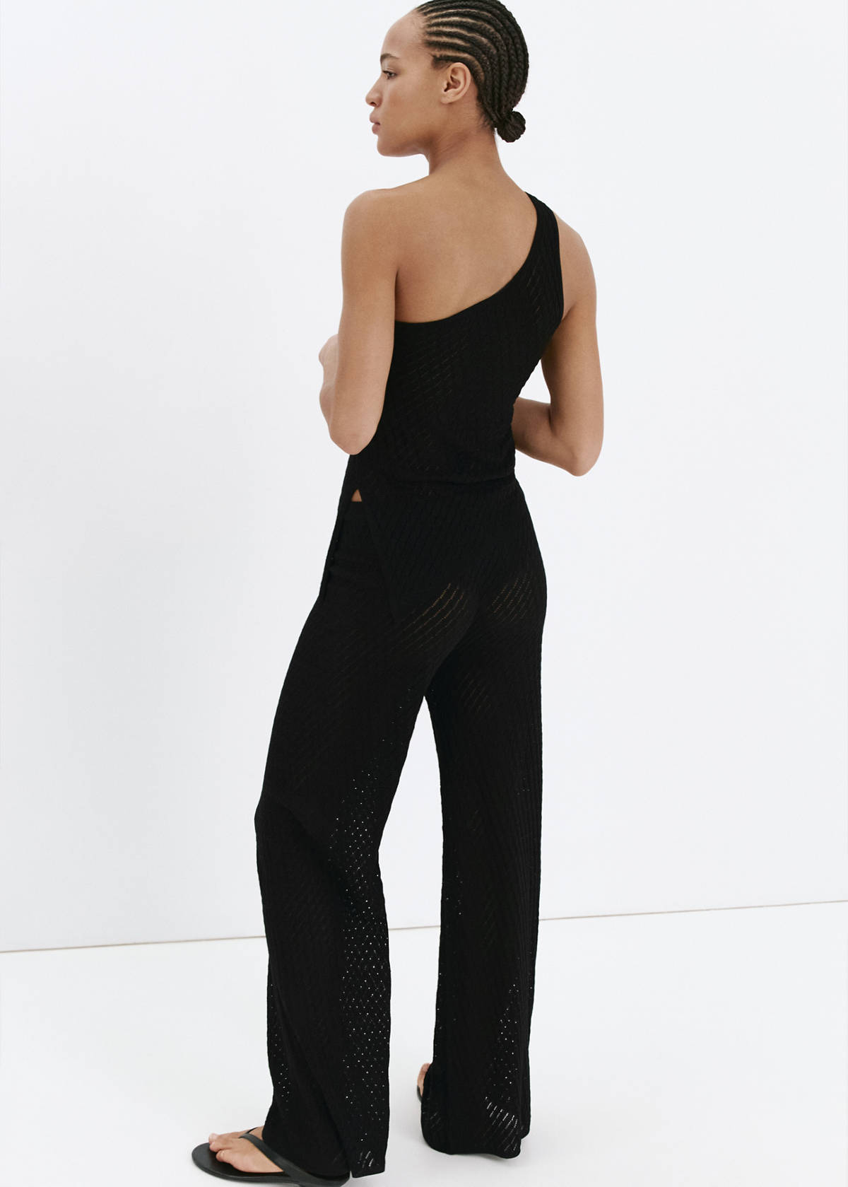 Straight-fit openwork knitted trousers — Black